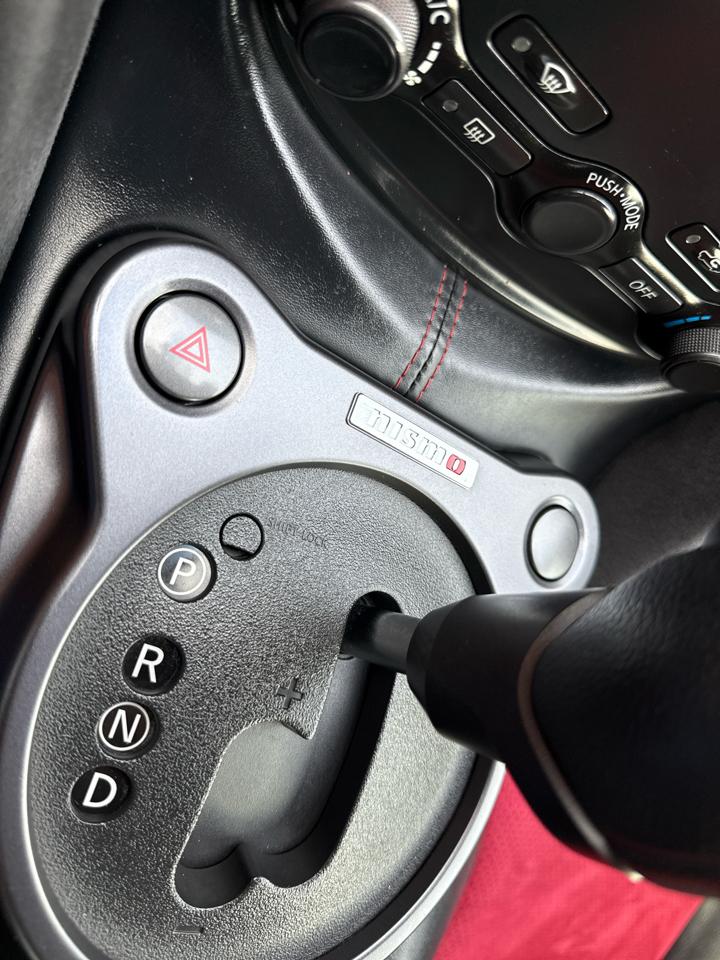 Nissan Z 370Z Coupe NISMO Tech 7AT 2017