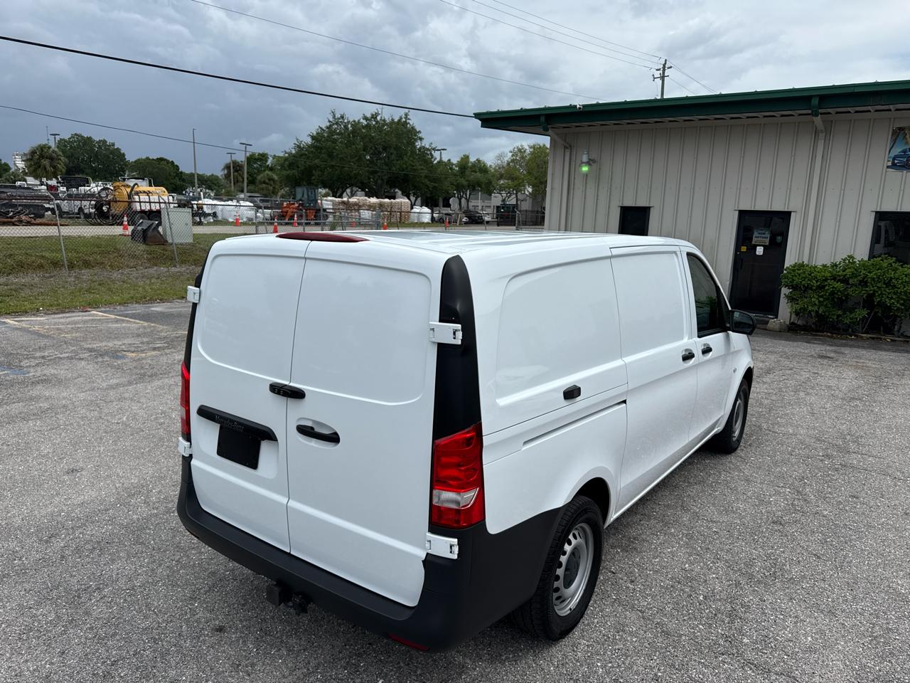 Mercedes-Benz Metris 126 WB Cargo 2023