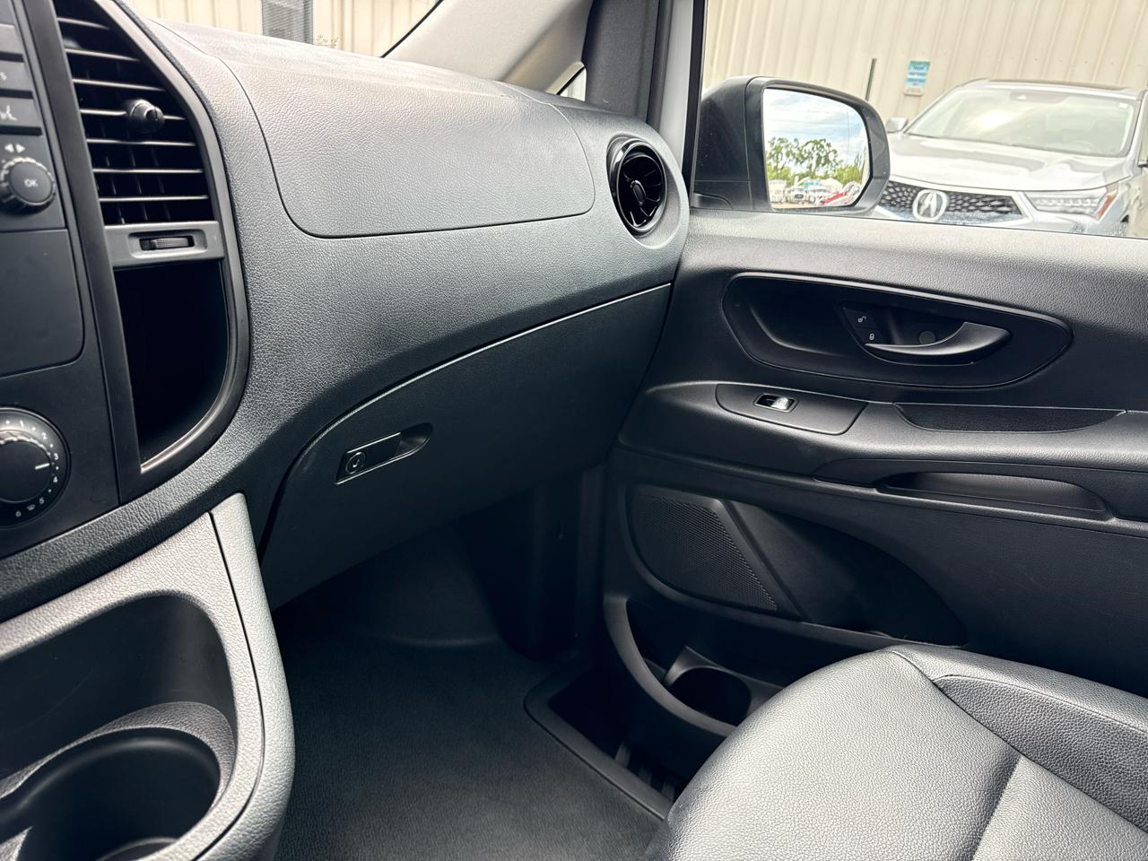 Mercedes-Benz Metris 126 WB Cargo 2023