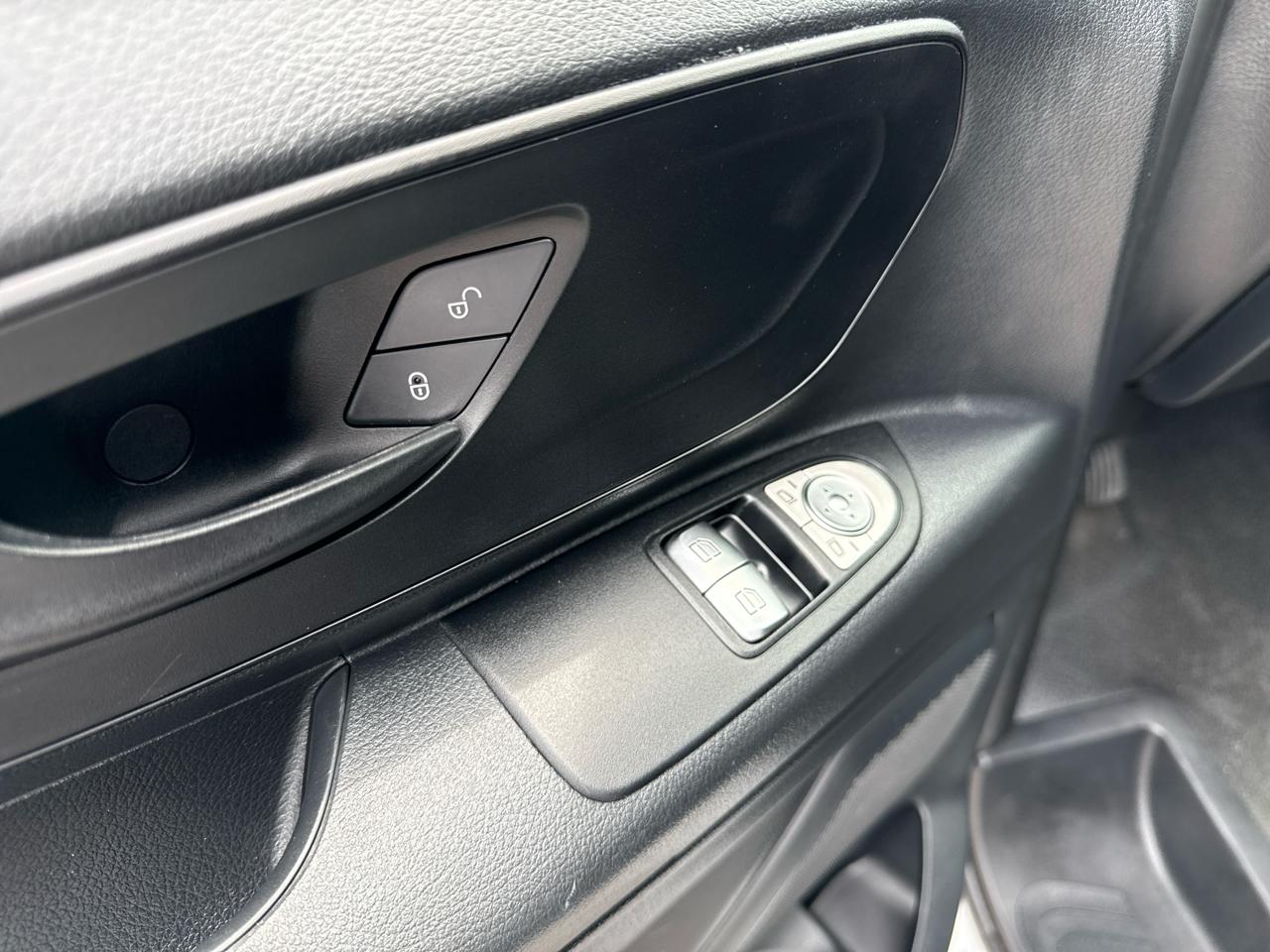 Mercedes-Benz Metris 126 WB Cargo 2023