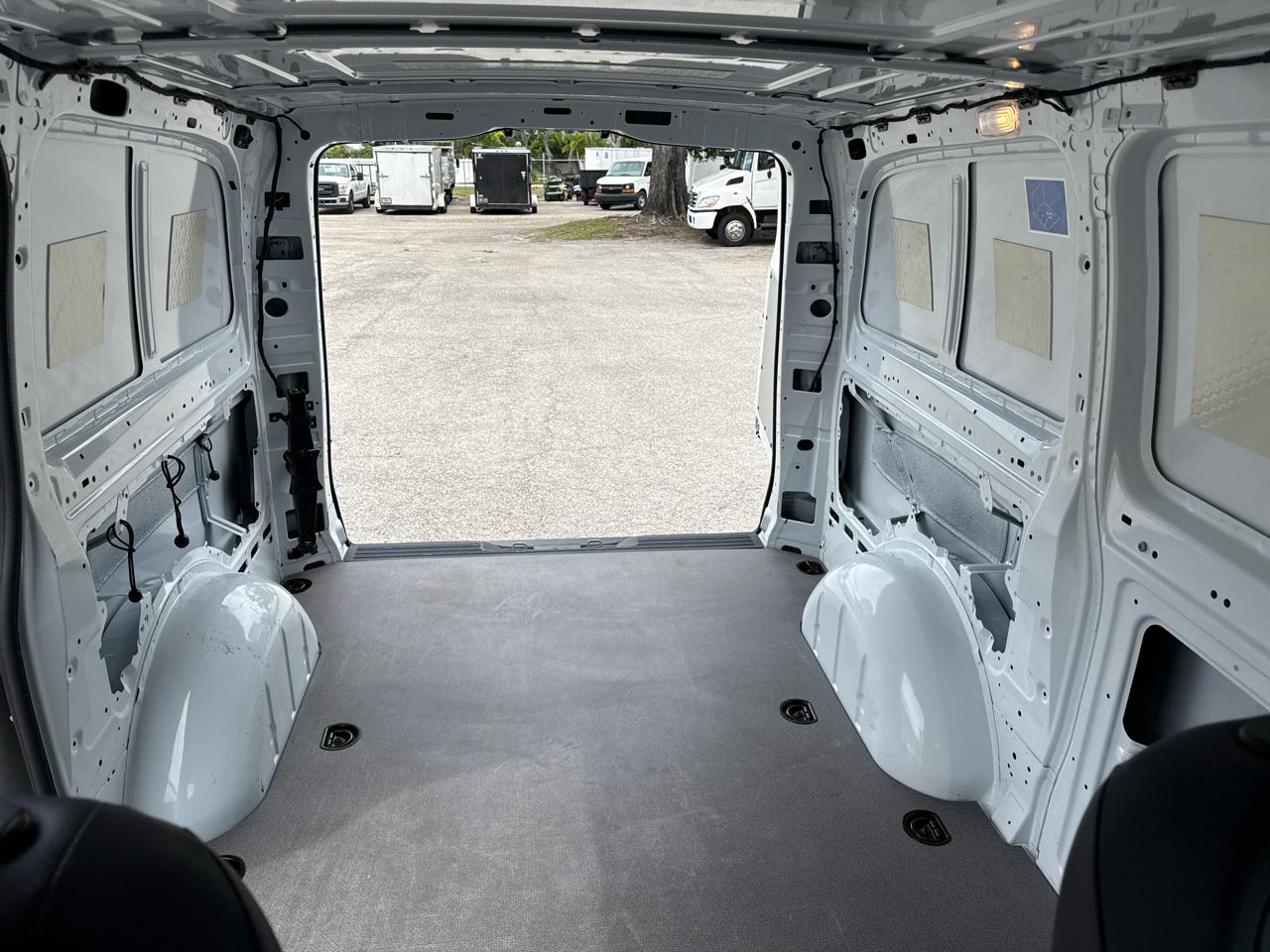 Mercedes-Benz Metris 126 WB Cargo 2023