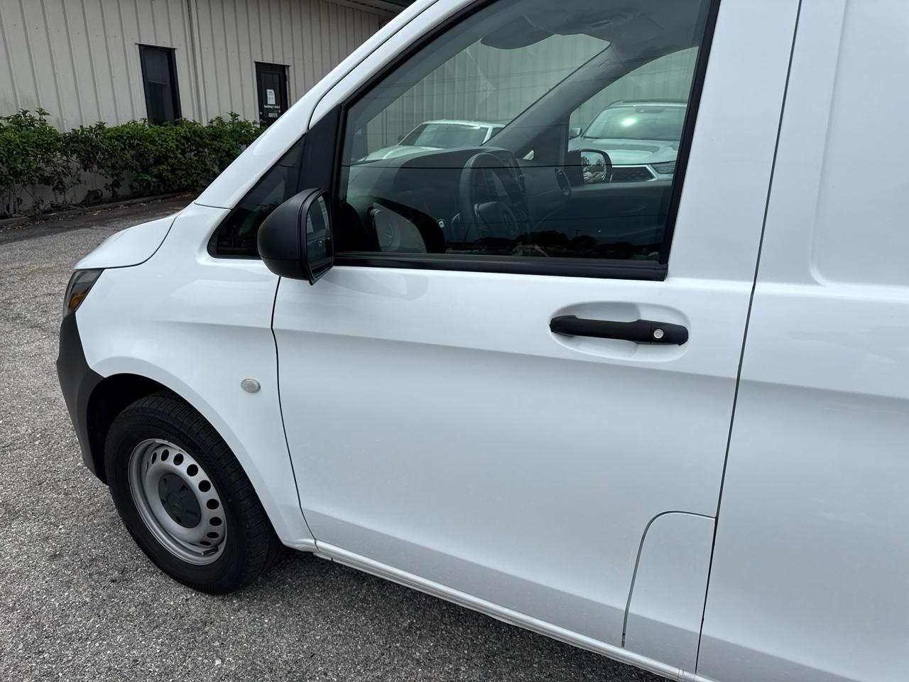 Mercedes-Benz Metris 126 WB Cargo 2023