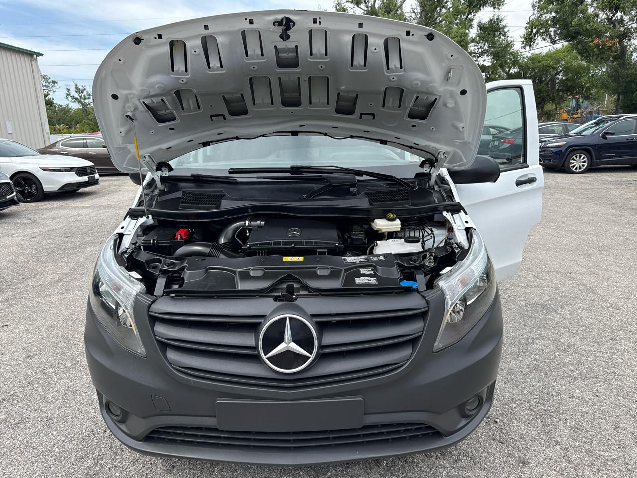 Mercedes-Benz Metris 126 WB Cargo 2023