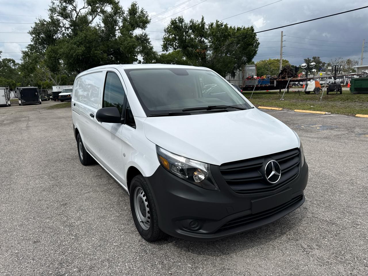 Mercedes-Benz Metris 126 WB Cargo 2023
