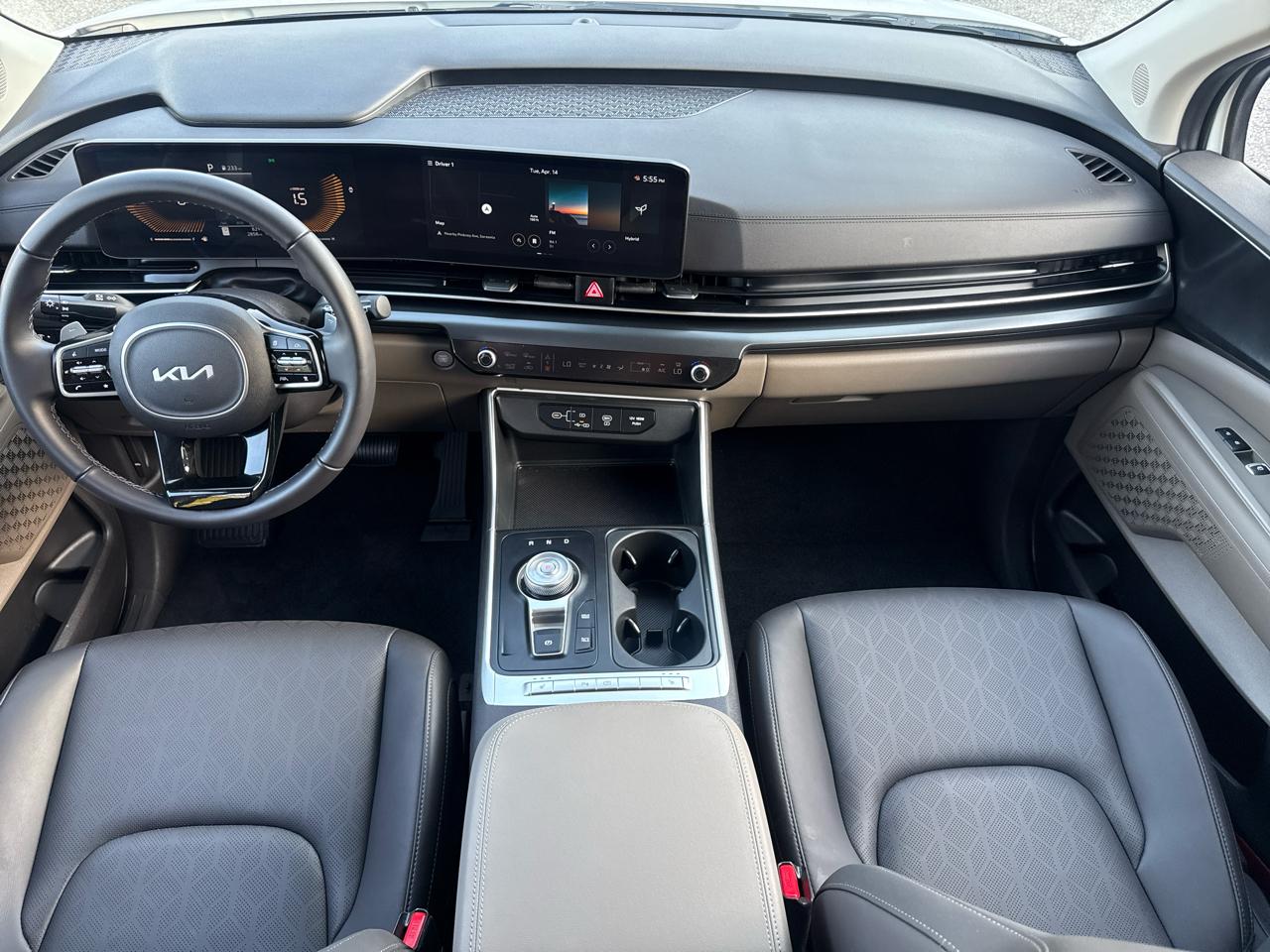 Kia Carnival Hybrid LXS 2026