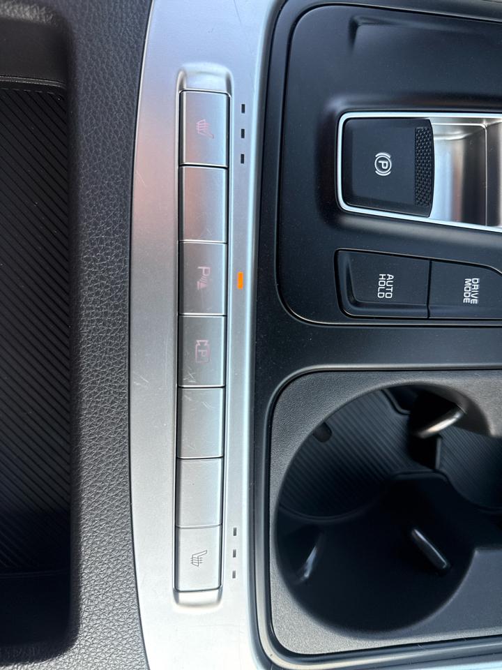 Kia Carnival Hybrid LXS 2026