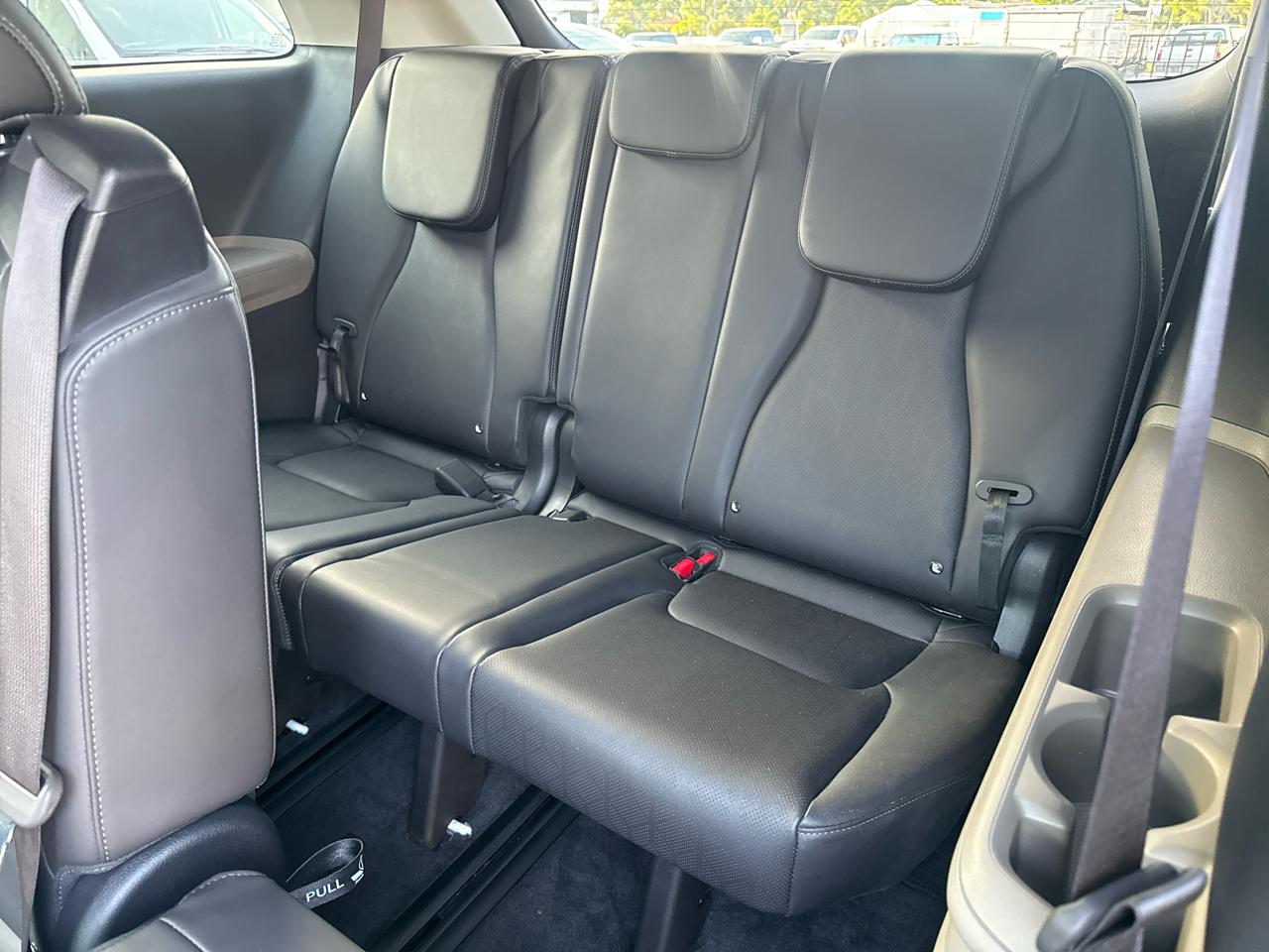 Kia Carnival Hybrid LXS 2026