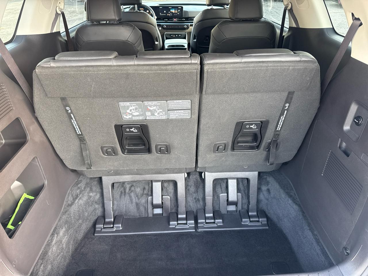 Kia Carnival Hybrid LXS 2026