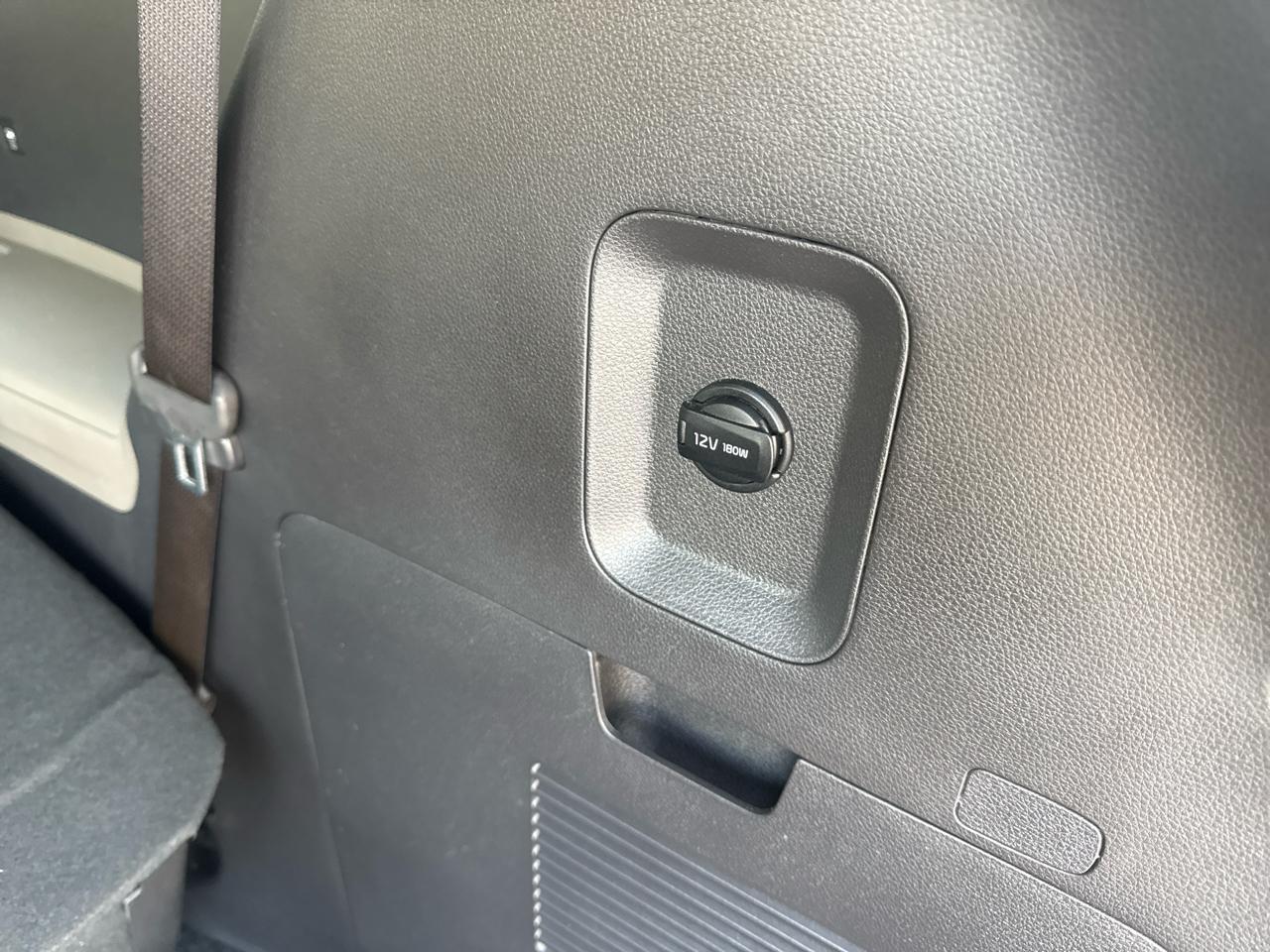 Kia Carnival Hybrid LXS 2026