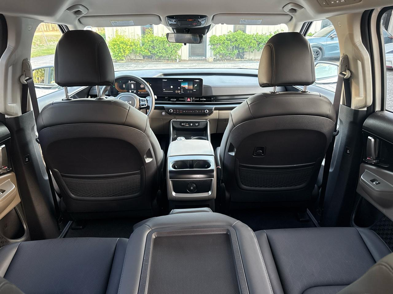 Kia Carnival Hybrid LXS 2026