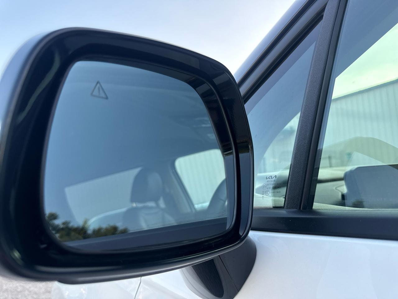 Kia Carnival Hybrid LXS 2026