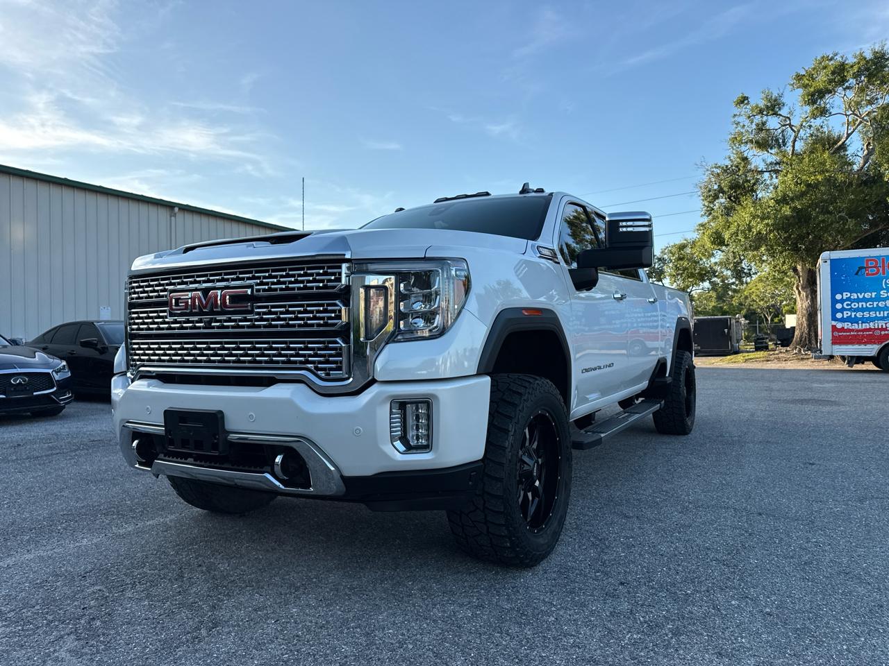 GMC Sierra 2500HD Denali Crew Cab 4WD SB 2022