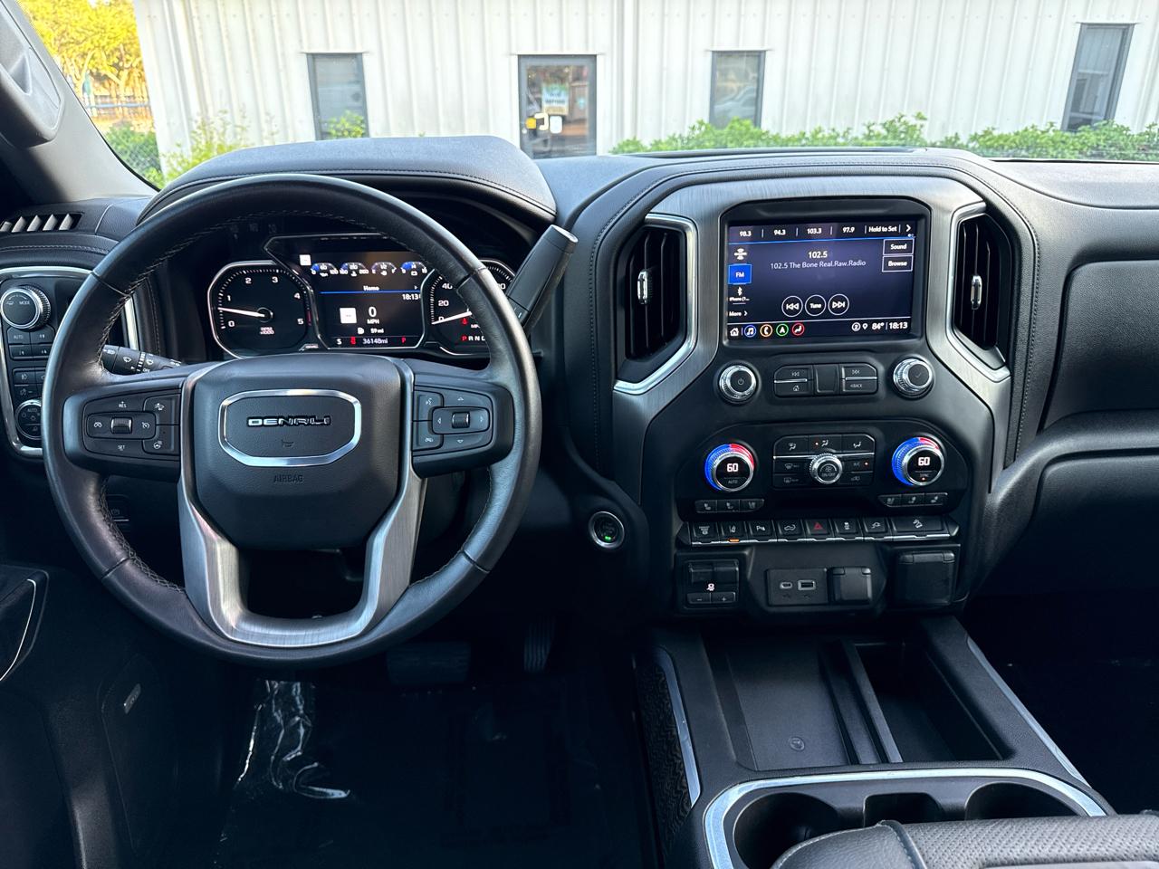 GMC Sierra 2500HD Denali Crew Cab 4WD SB 2022