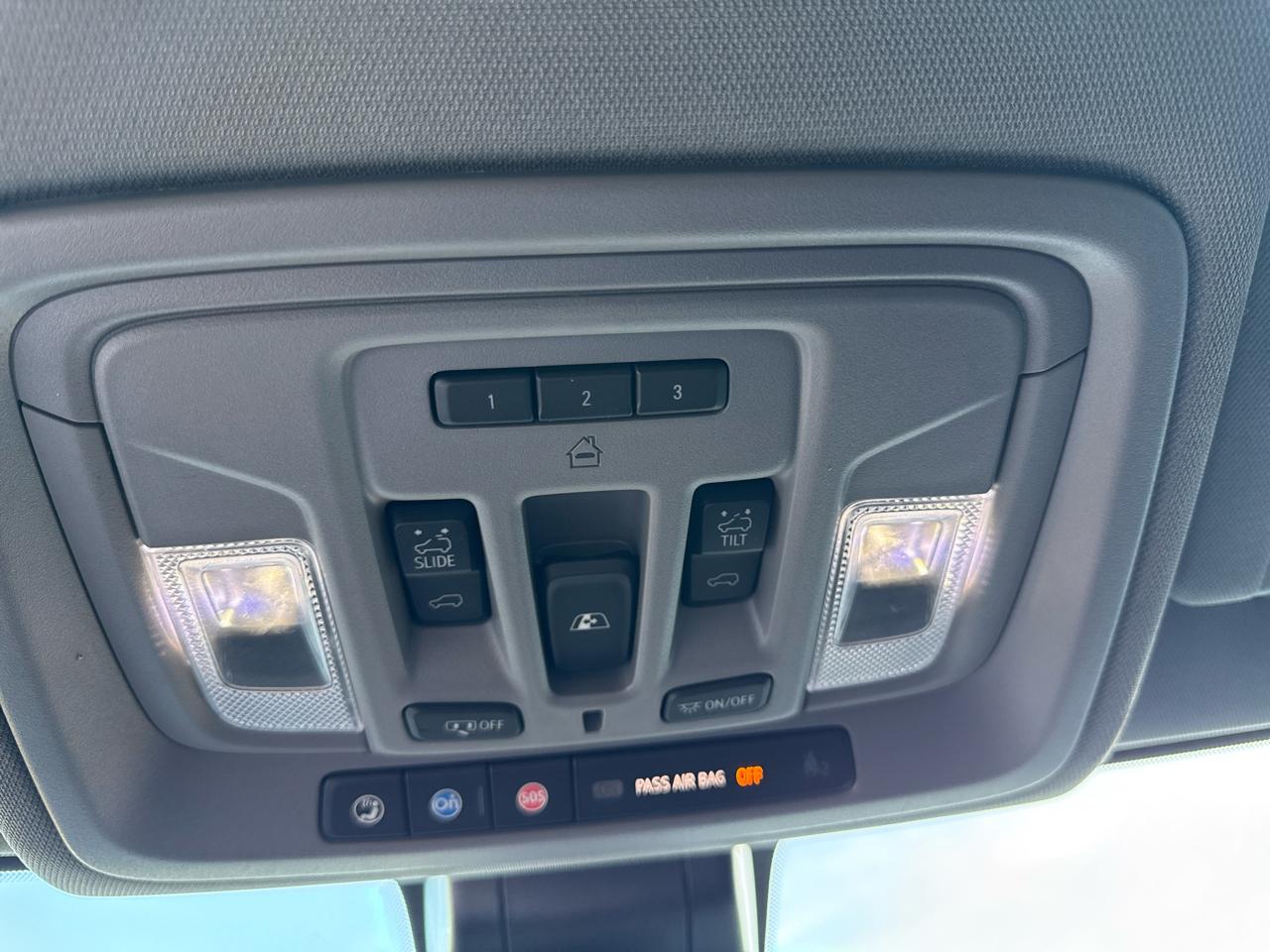 GMC Sierra 2500HD Denali Crew Cab 4WD SB 2022