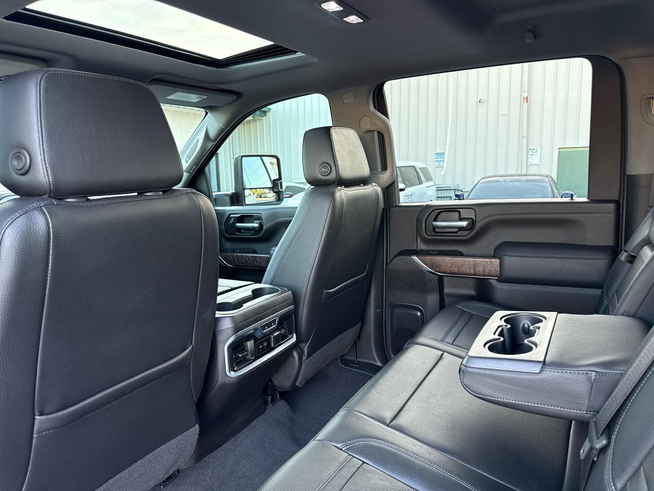 GMC Sierra 2500HD Denali Crew Cab 4WD SB 2022