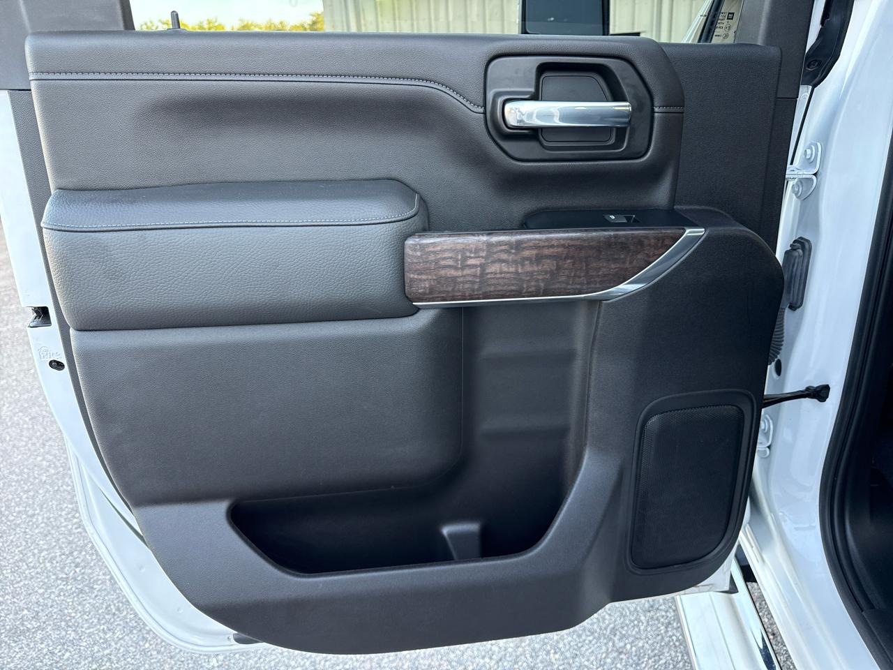 GMC Sierra 2500HD Denali Crew Cab 4WD SB 2022