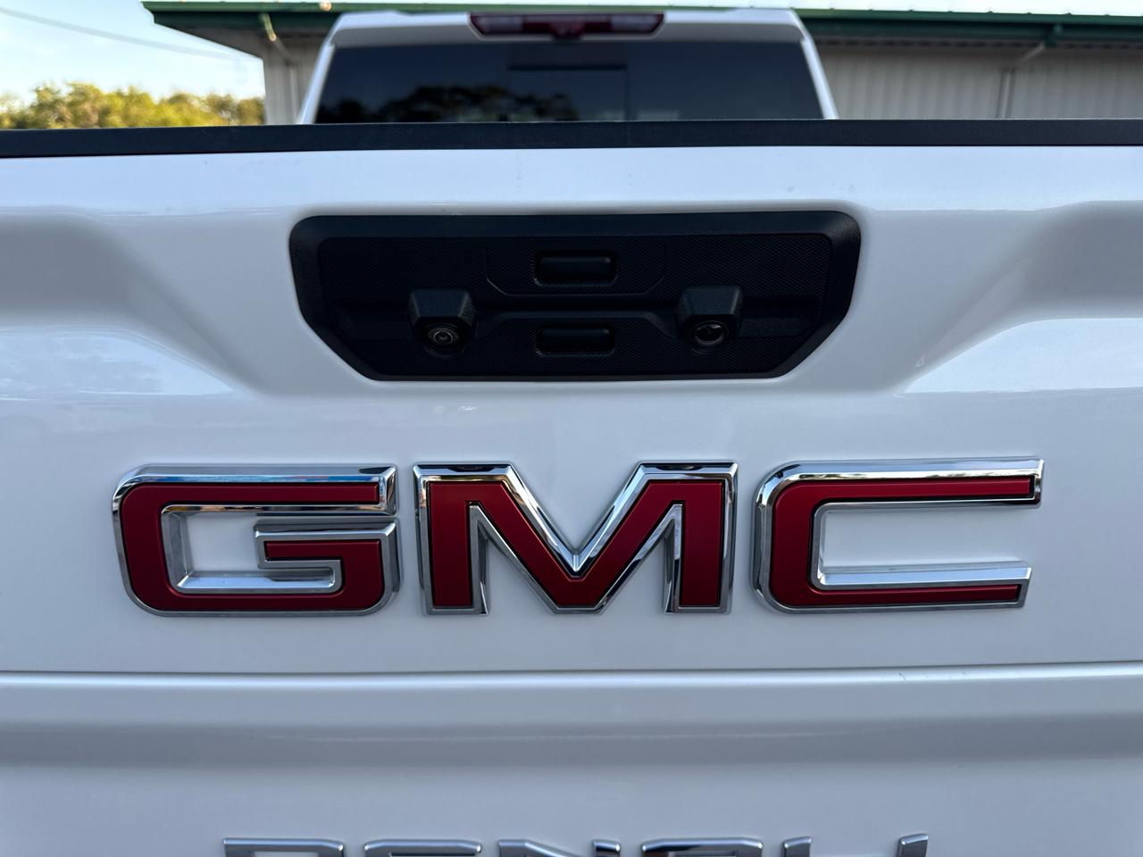 GMC Sierra 2500HD Denali Crew Cab 4WD SB 2022