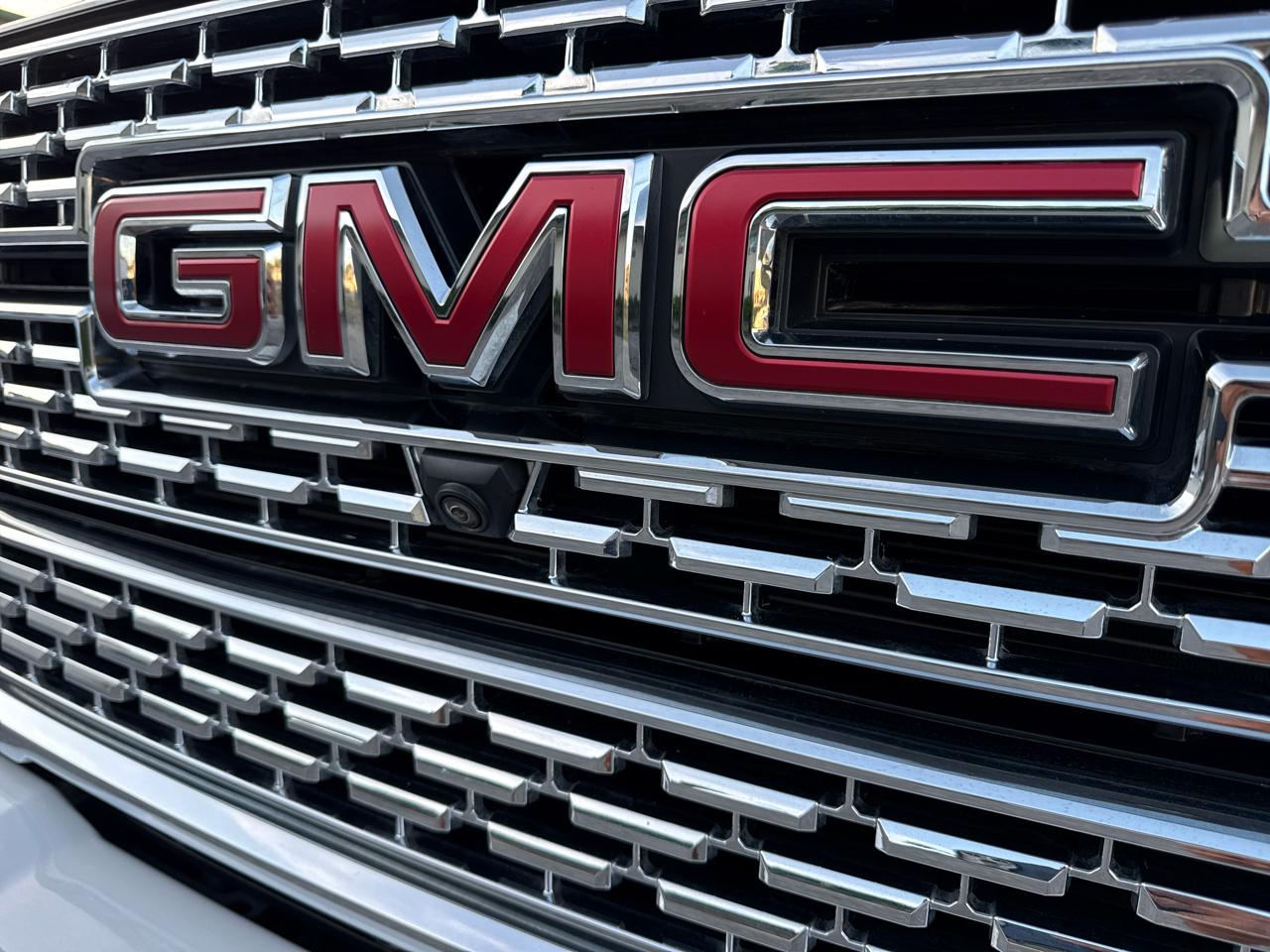 GMC Sierra 2500HD Denali Crew Cab 4WD SB 2022