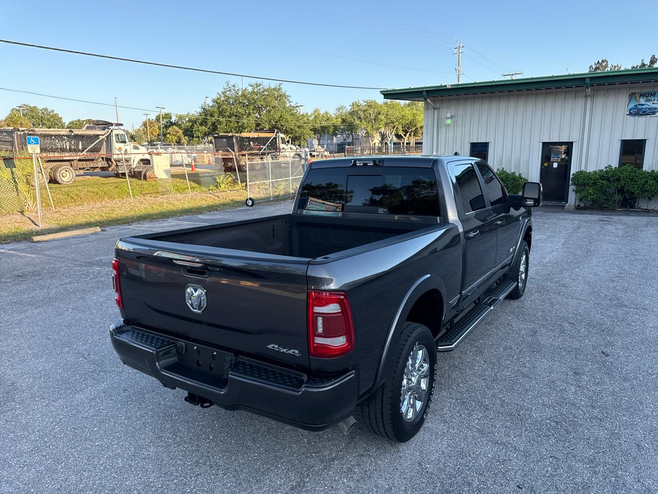 RAM 2500 Limited Crew Cab SWB 4WD 2023