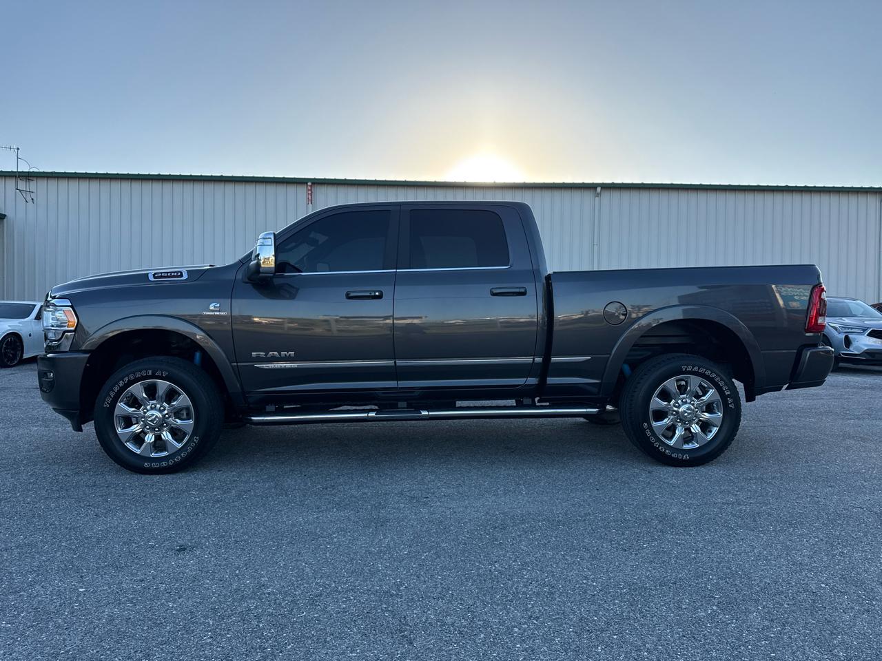 RAM 2500 Limited Crew Cab SWB 4WD 2023