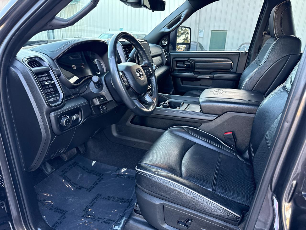 RAM 2500 Limited Crew Cab SWB 4WD 2023