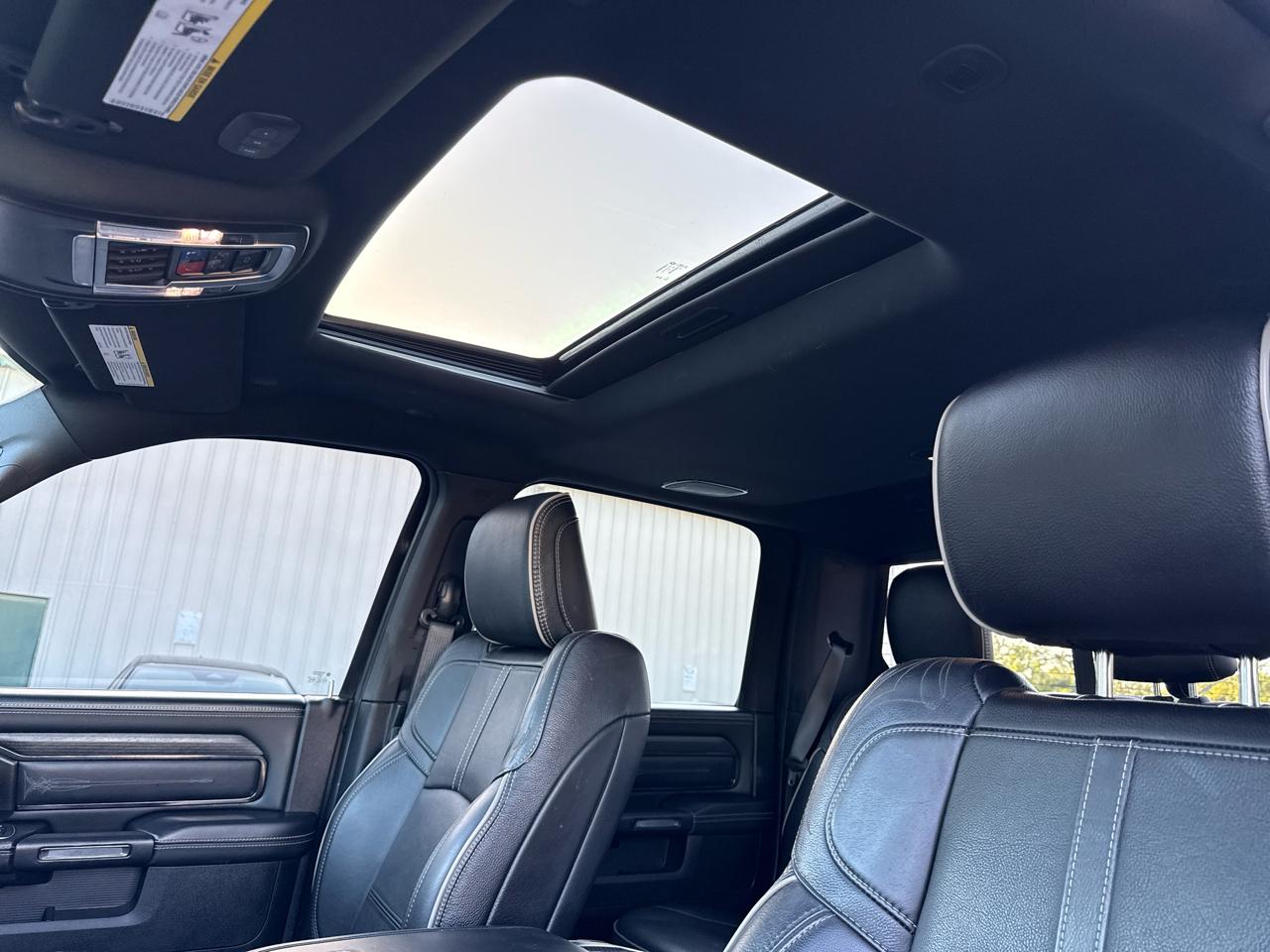 RAM 2500 Limited Crew Cab SWB 4WD 2023