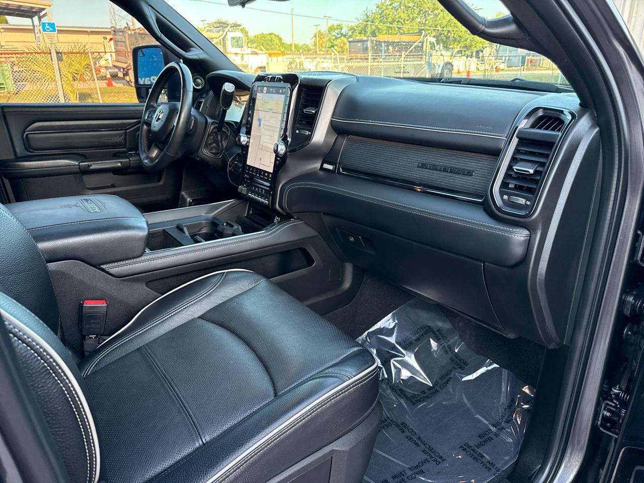 RAM 2500 Limited Crew Cab SWB 4WD 2023