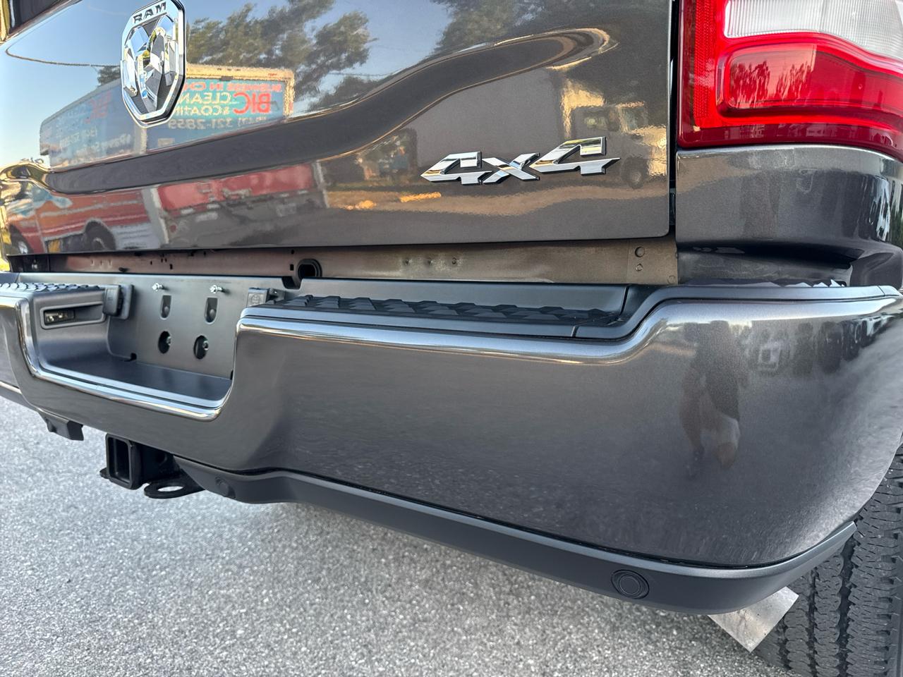 RAM 2500 Limited Crew Cab SWB 4WD 2023