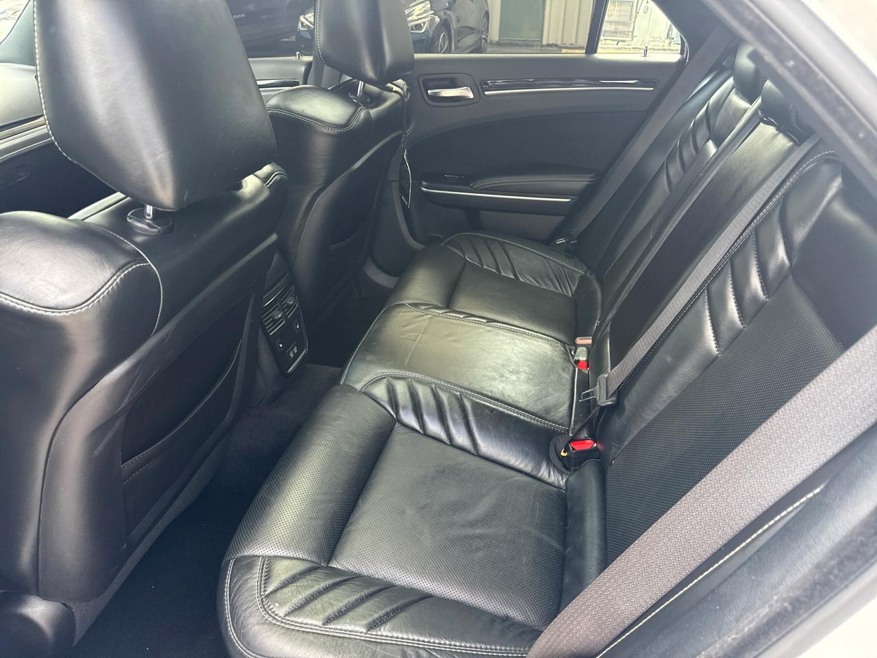 Chrysler 300 C 2023