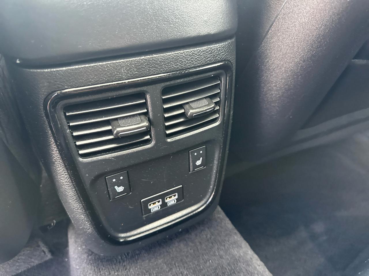 Chrysler 300 C 2023