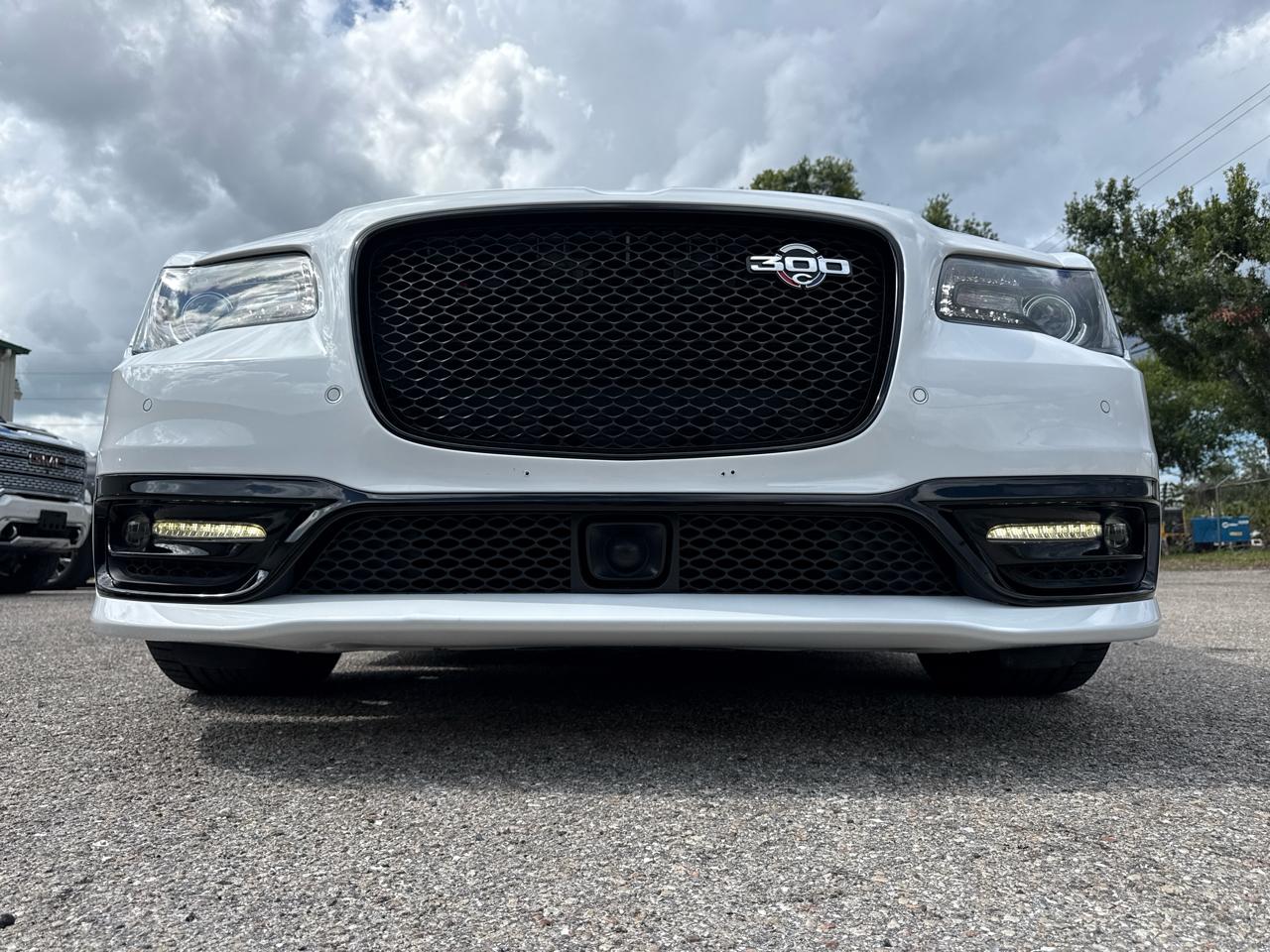 Chrysler 300 C 2023