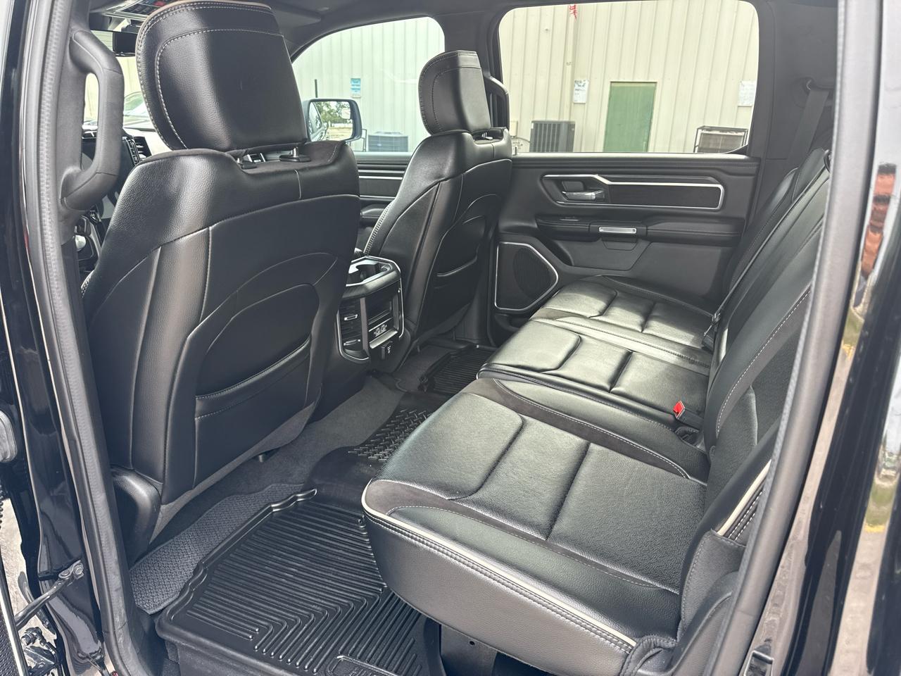 RAM 1500 Laramie Crew Cab SWB 2WD 2023