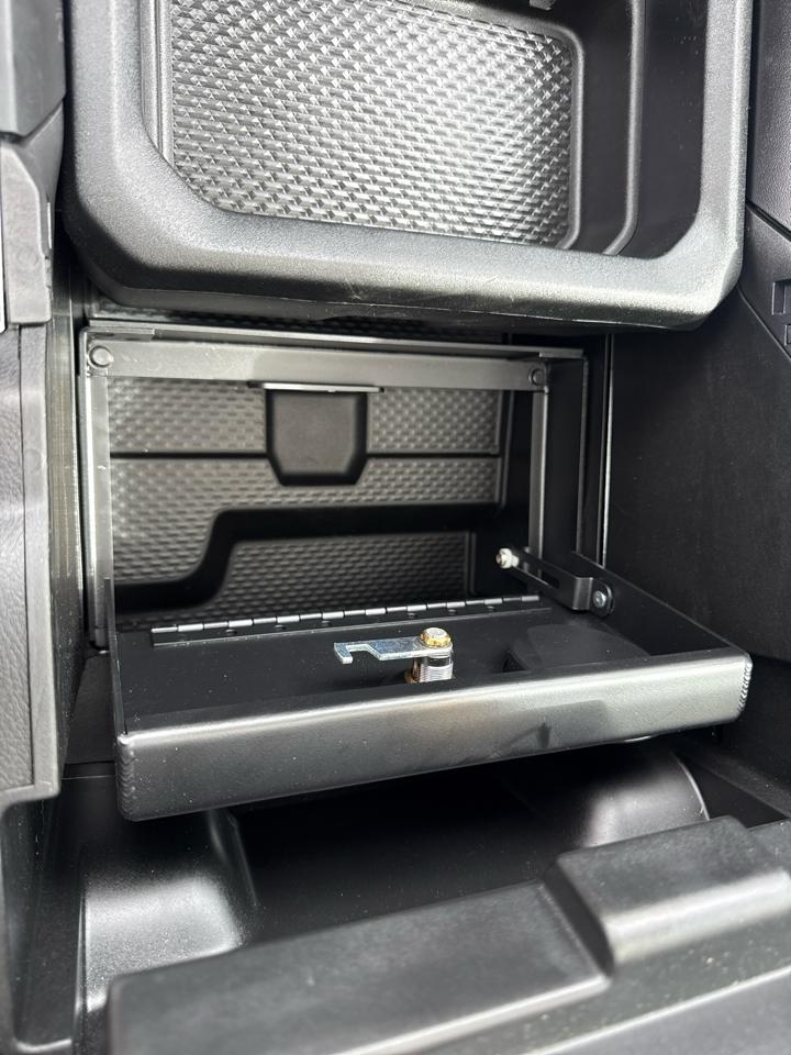 RAM 1500 Laramie Crew Cab SWB 2WD 2023