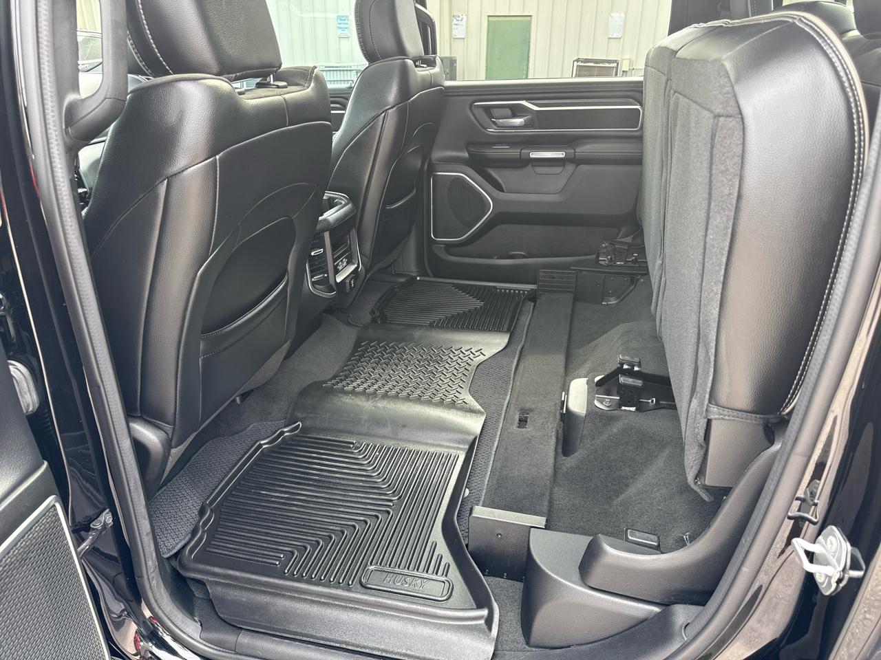 RAM 1500 Laramie Crew Cab SWB 2WD 2023