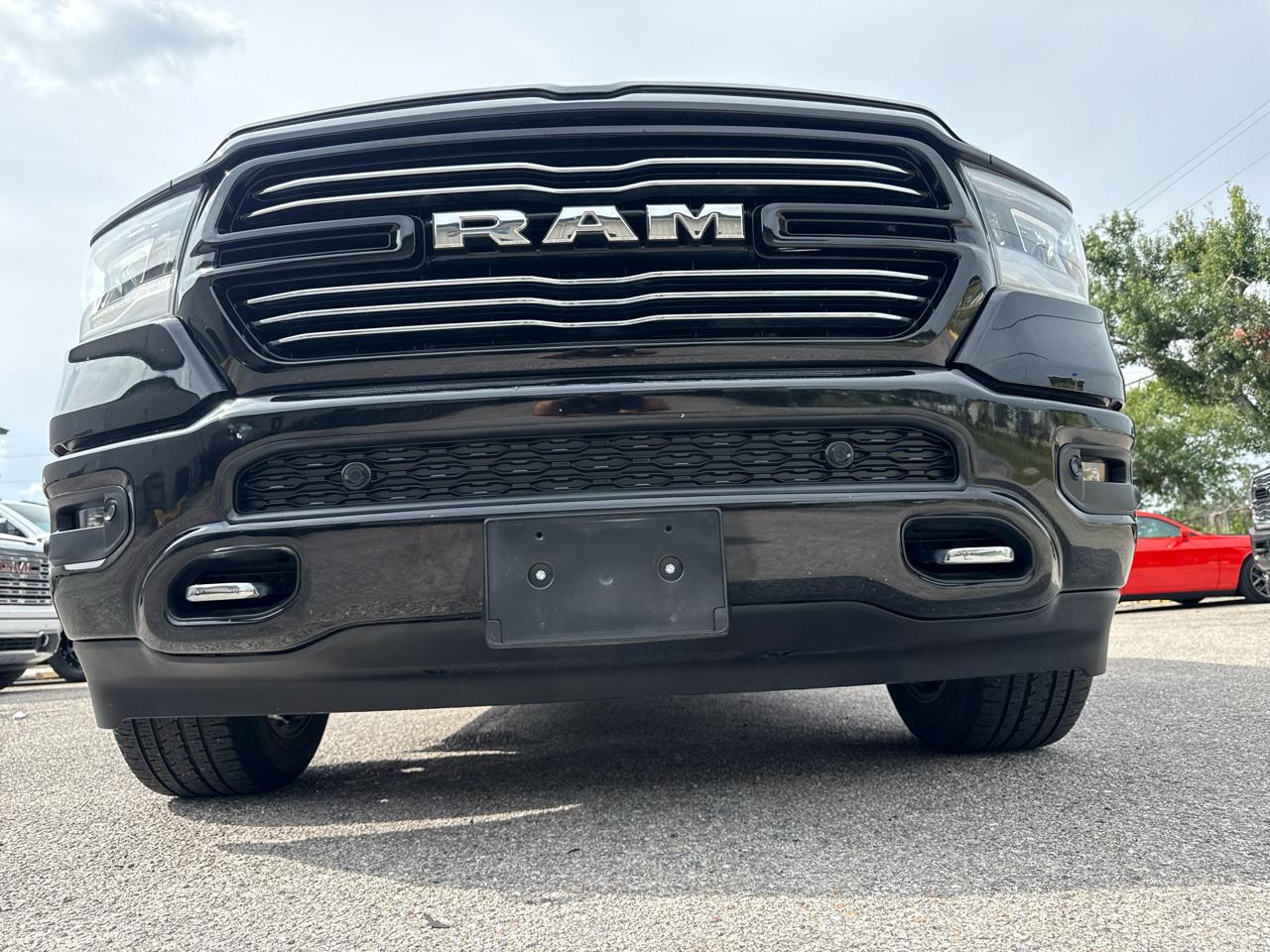 RAM 1500 Laramie Crew Cab SWB 2WD 2023