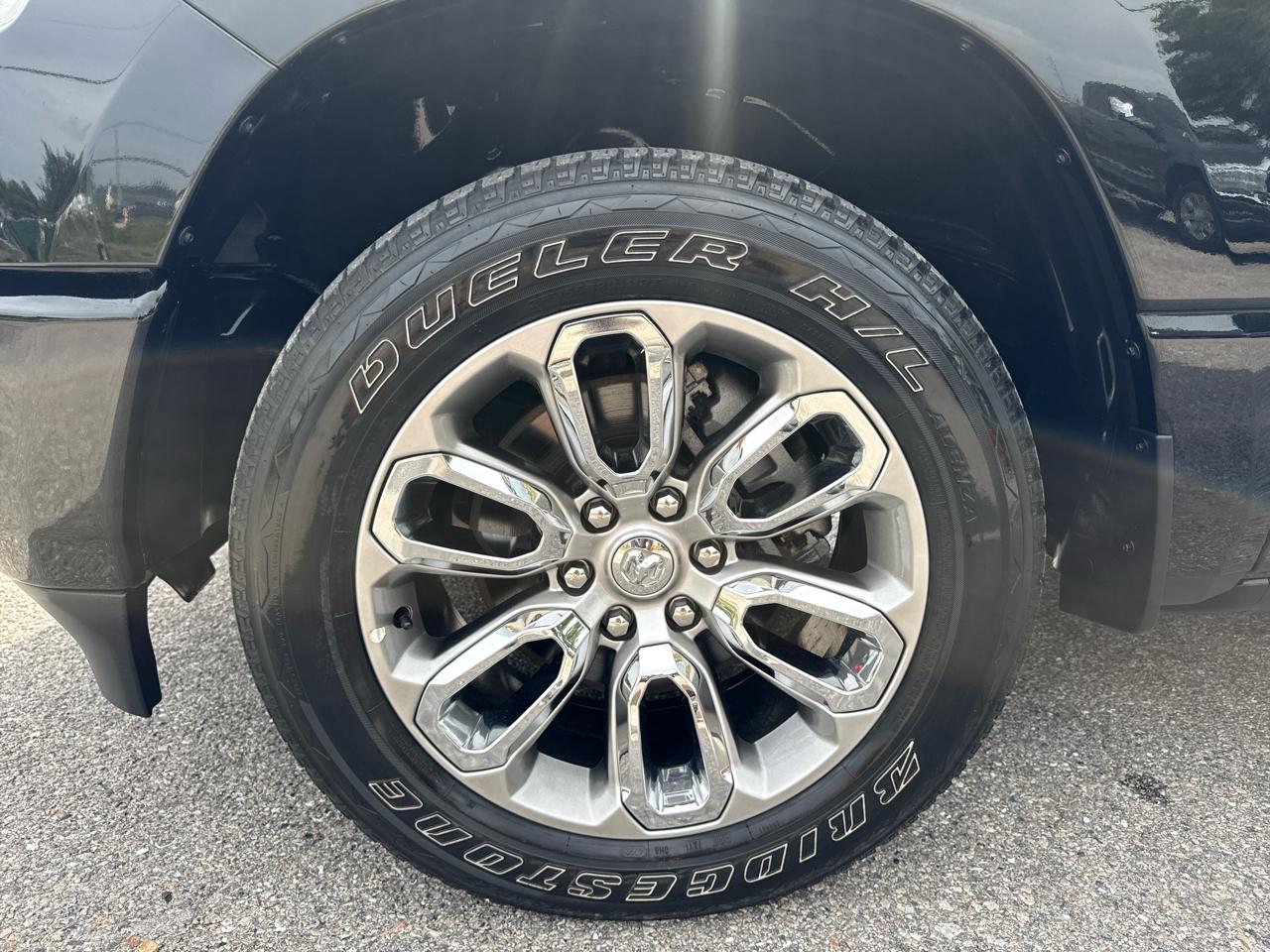 RAM 1500 Laramie Crew Cab SWB 2WD 2023