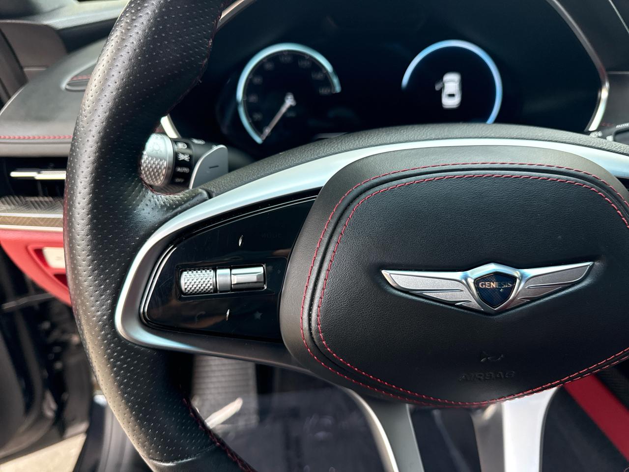 Genesis G80  2023