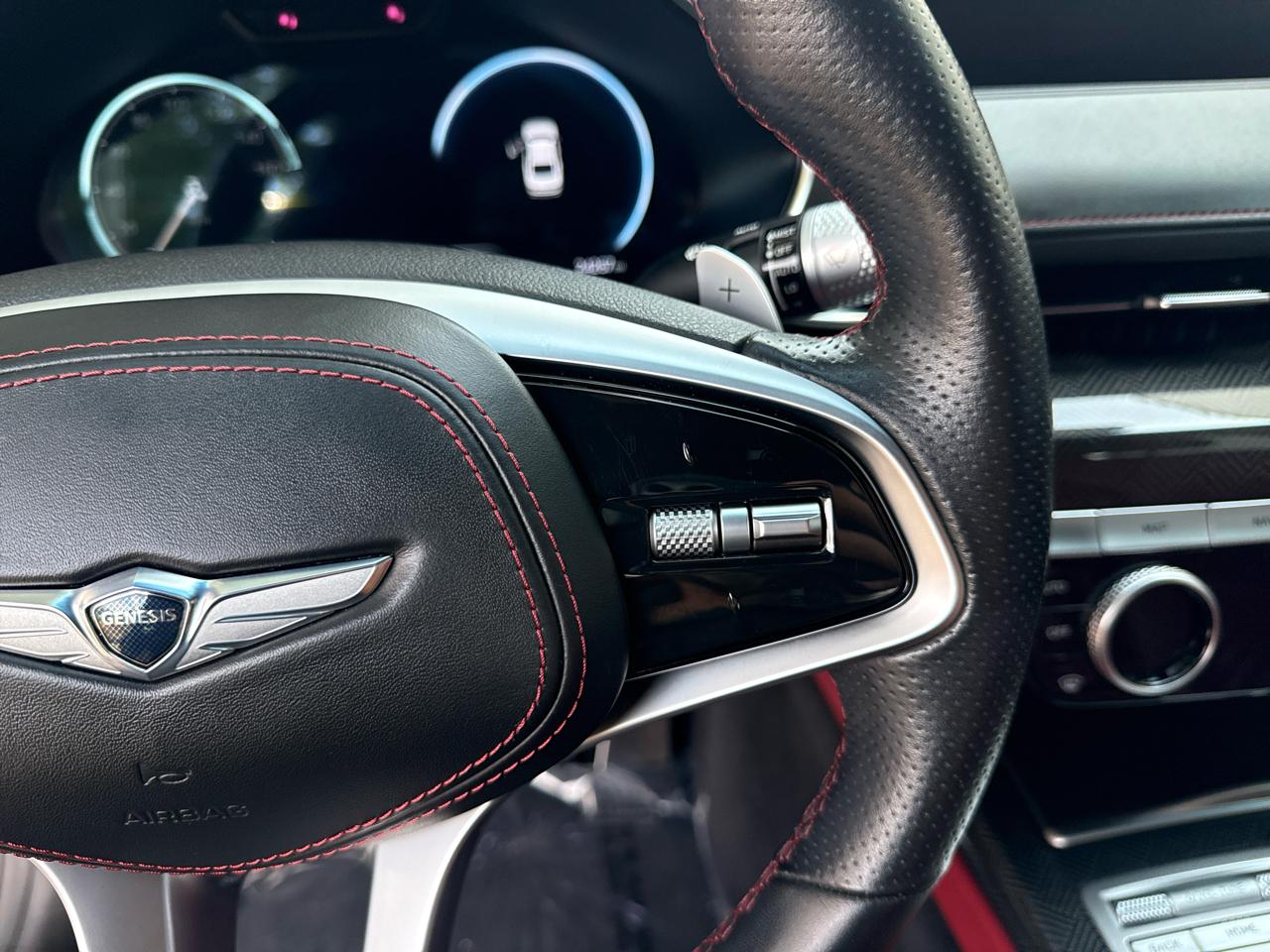 Genesis G80  2023