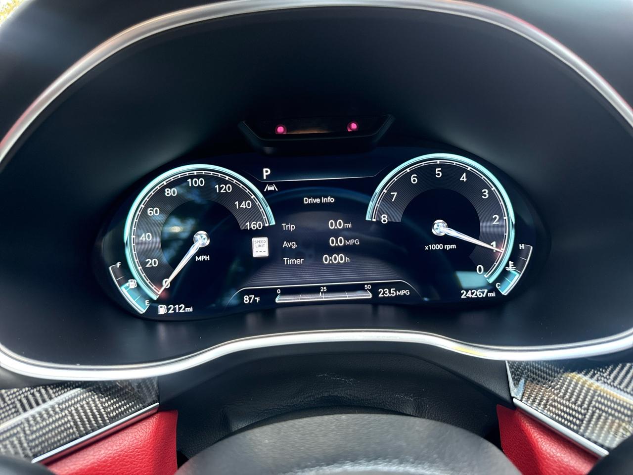 Genesis G80  2023
