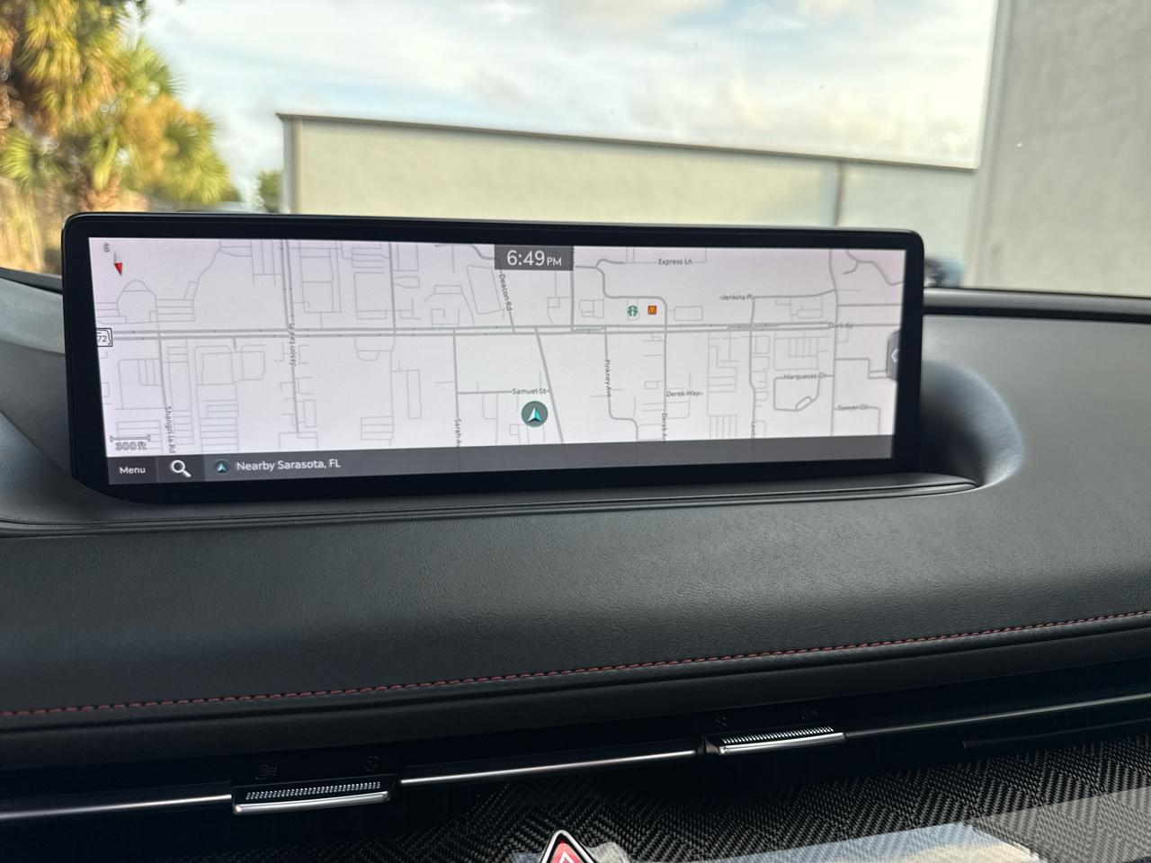 Genesis G80  2023