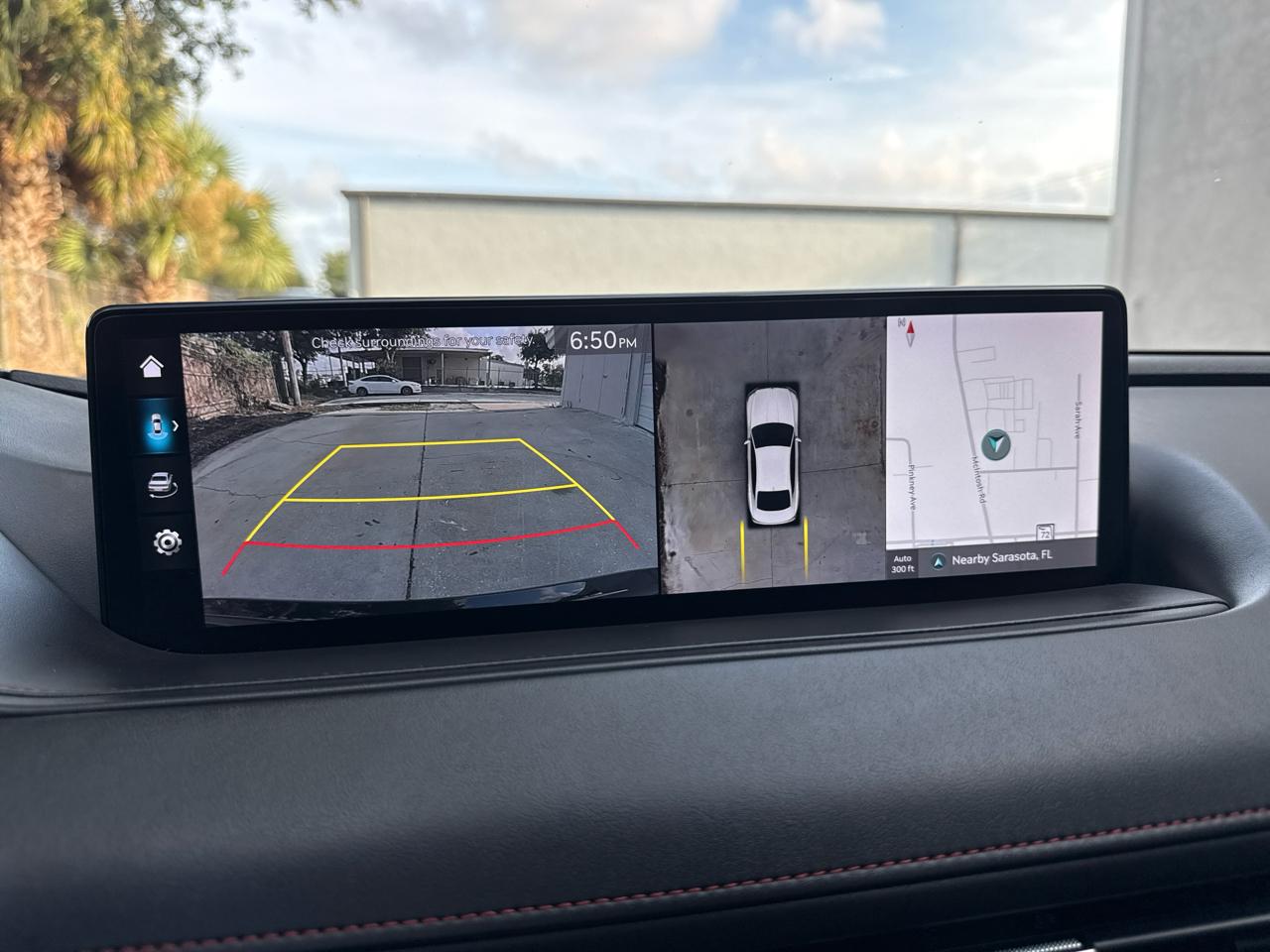 Genesis G80  2023