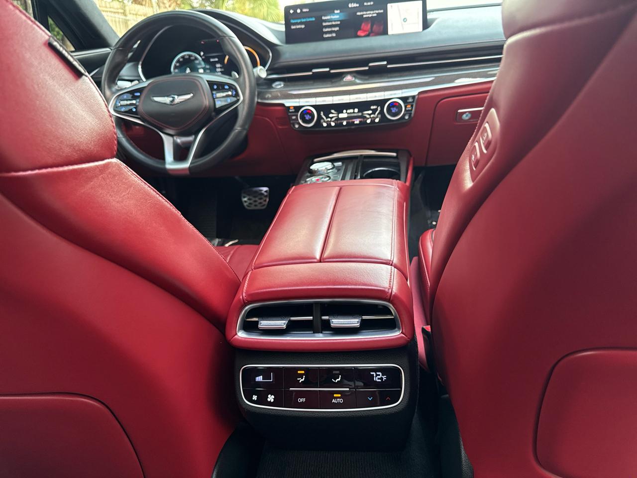 Genesis G80  2023