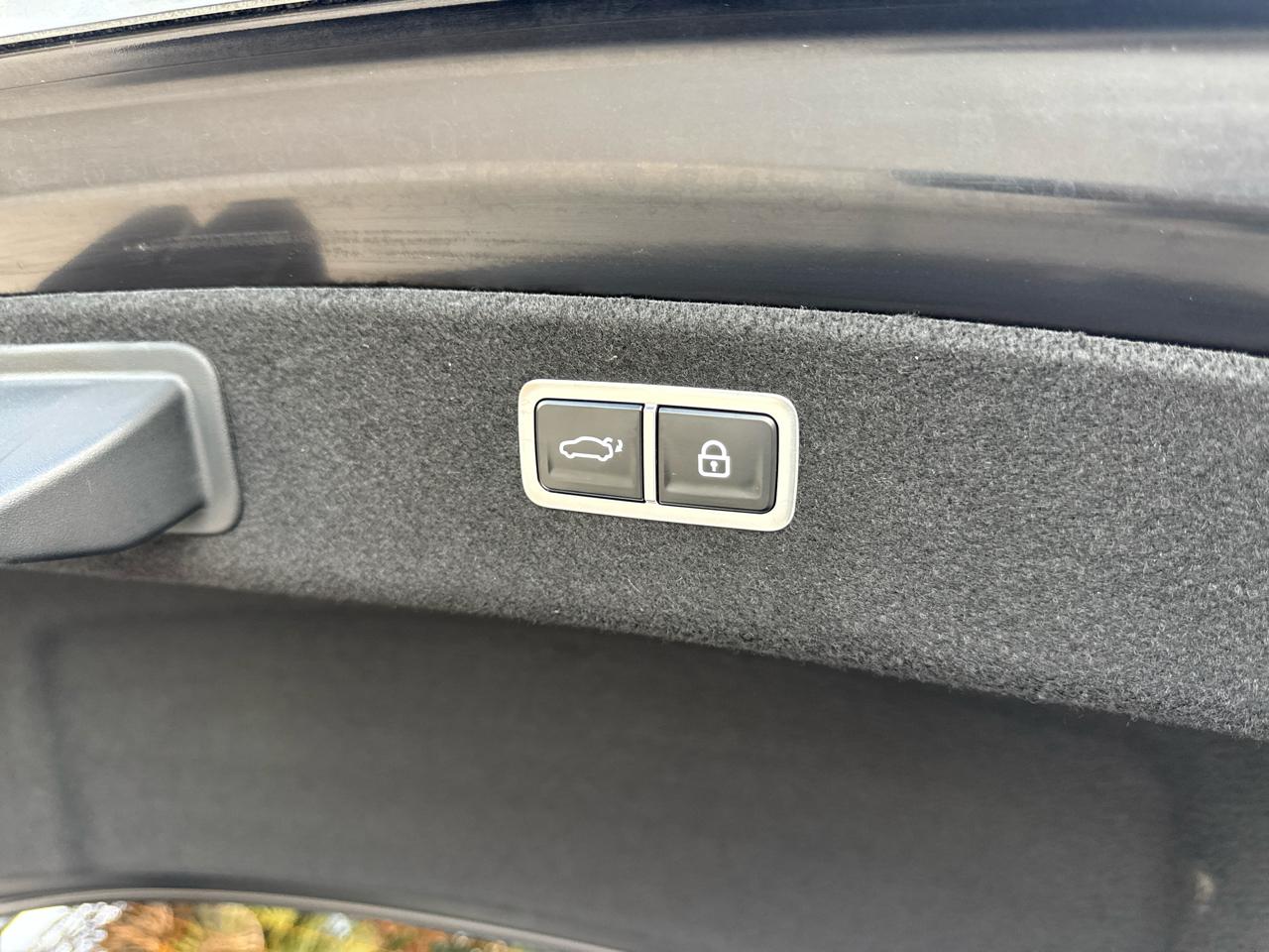 Genesis G80  2023
