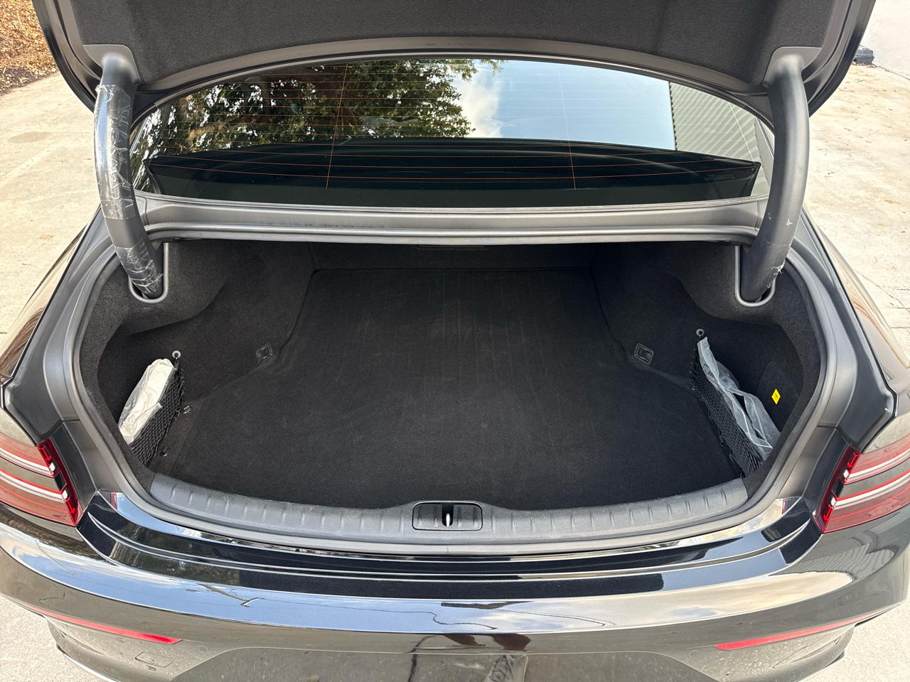 Genesis G80  2023