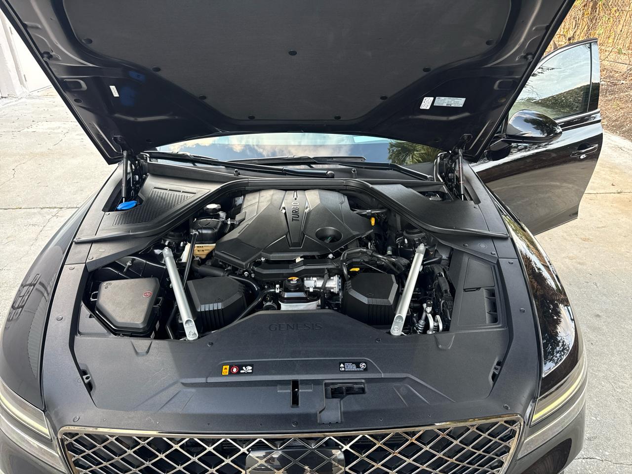 Genesis G80  2023