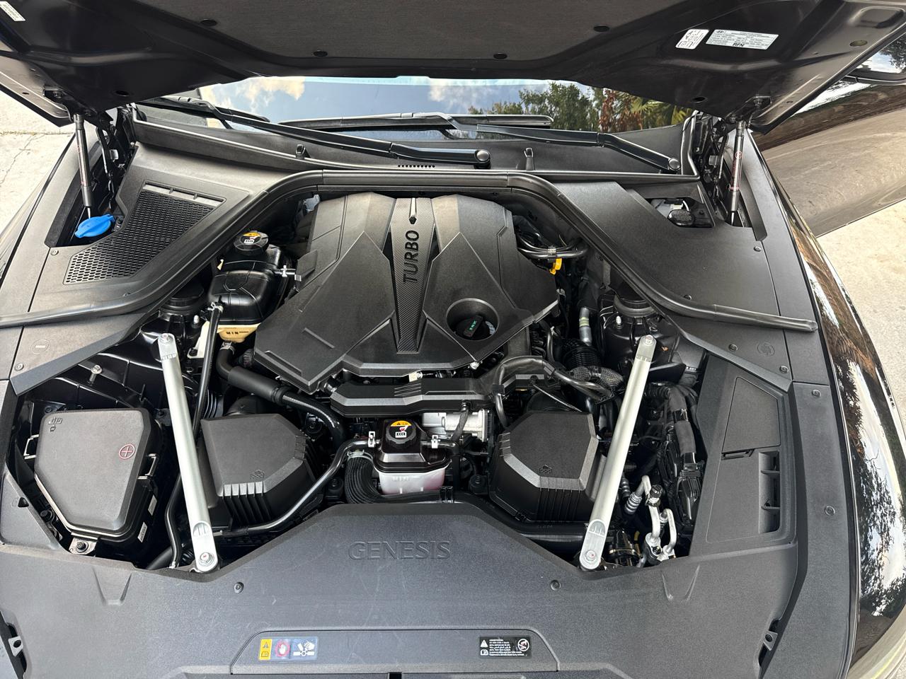 Genesis G80  2023