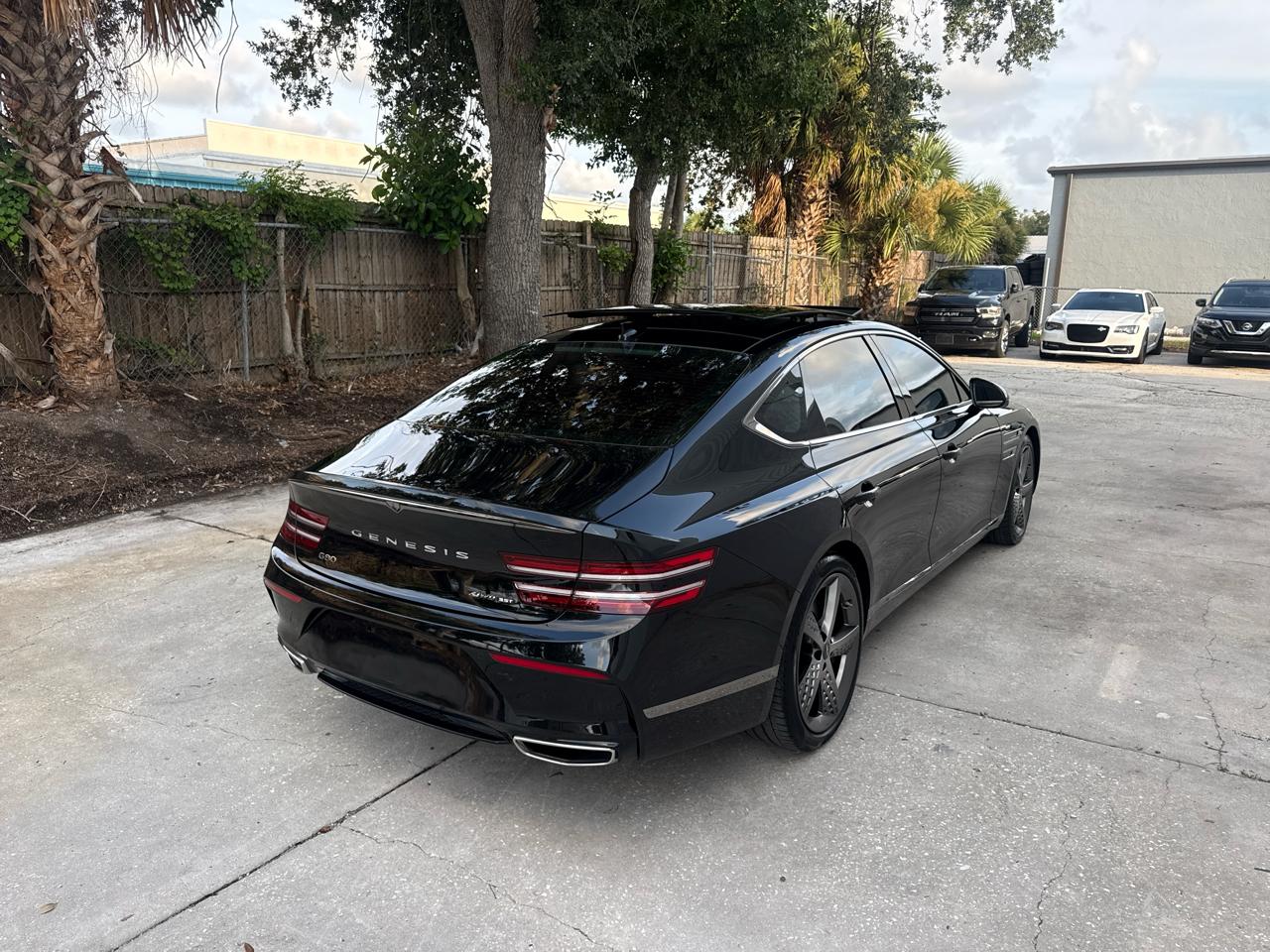 Genesis G80  2023