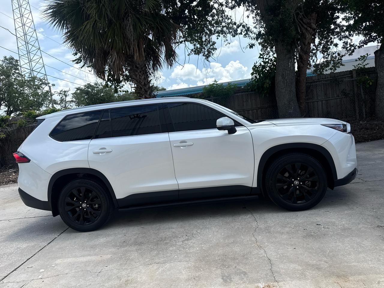 Toyota Grand Highlander Limited AWD 2024