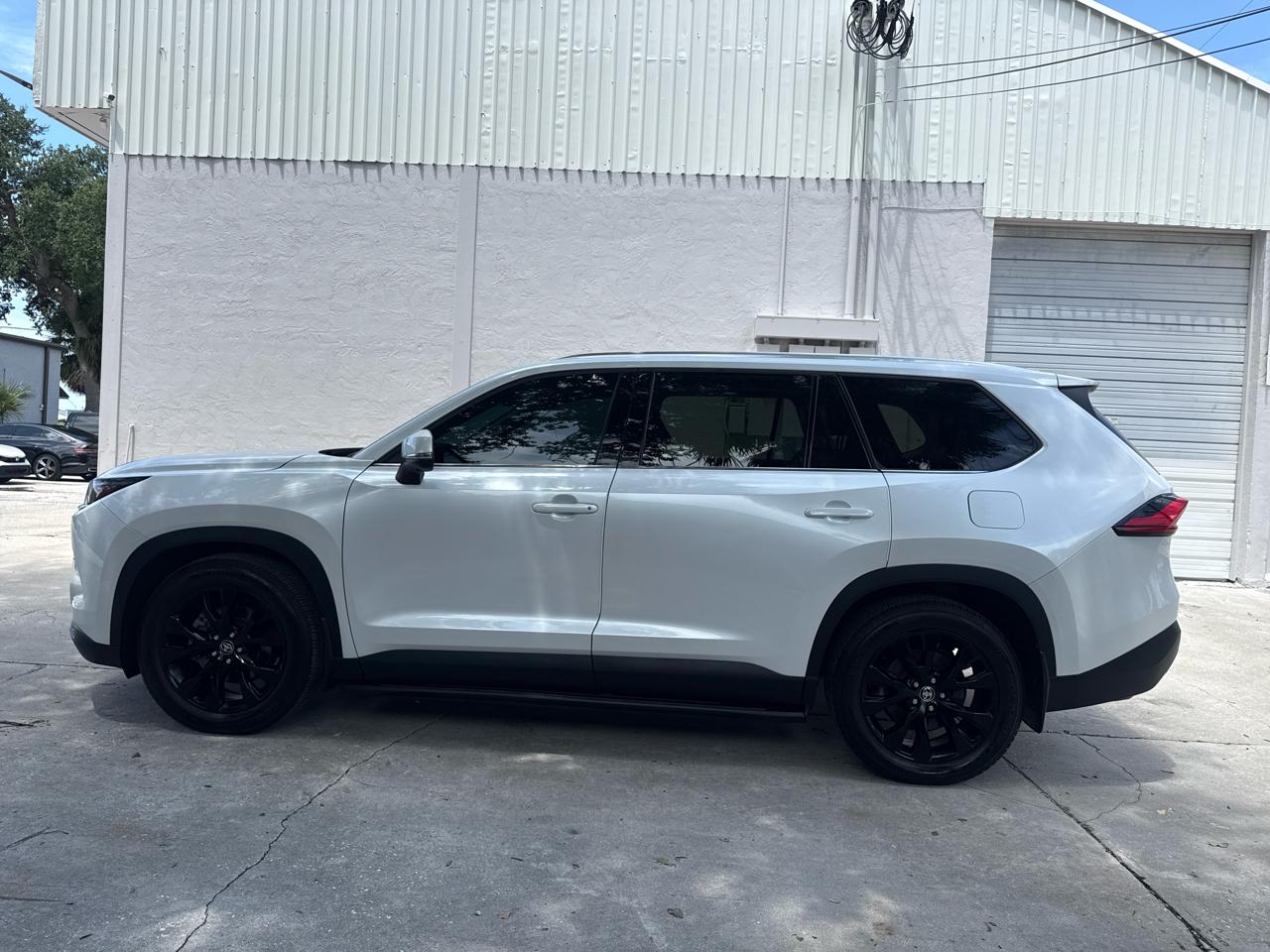 Toyota Grand Highlander Limited AWD 2024