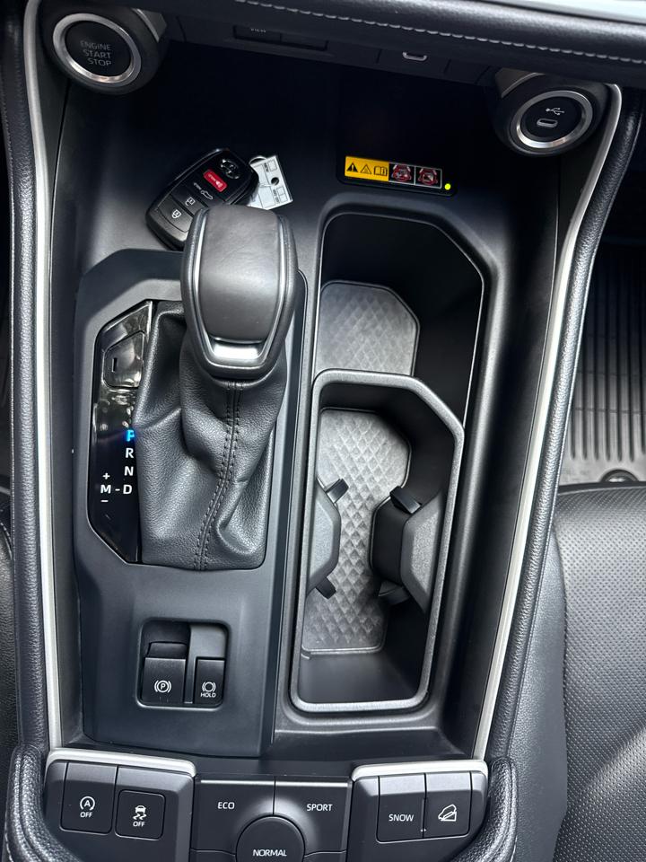 Toyota Grand Highlander Limited AWD 2024